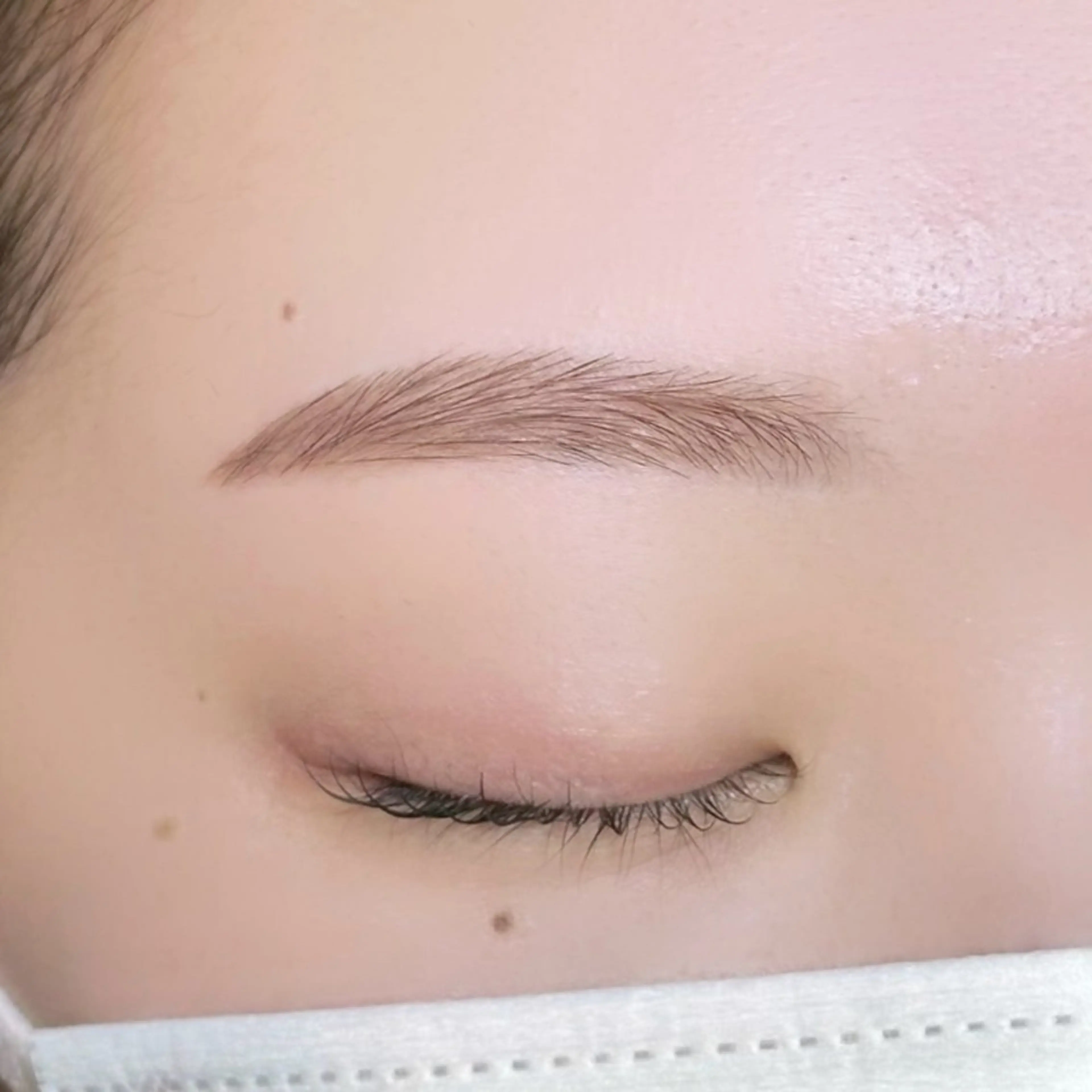 アイブロウ Nixie akaneのマツエク・マツパデザイン