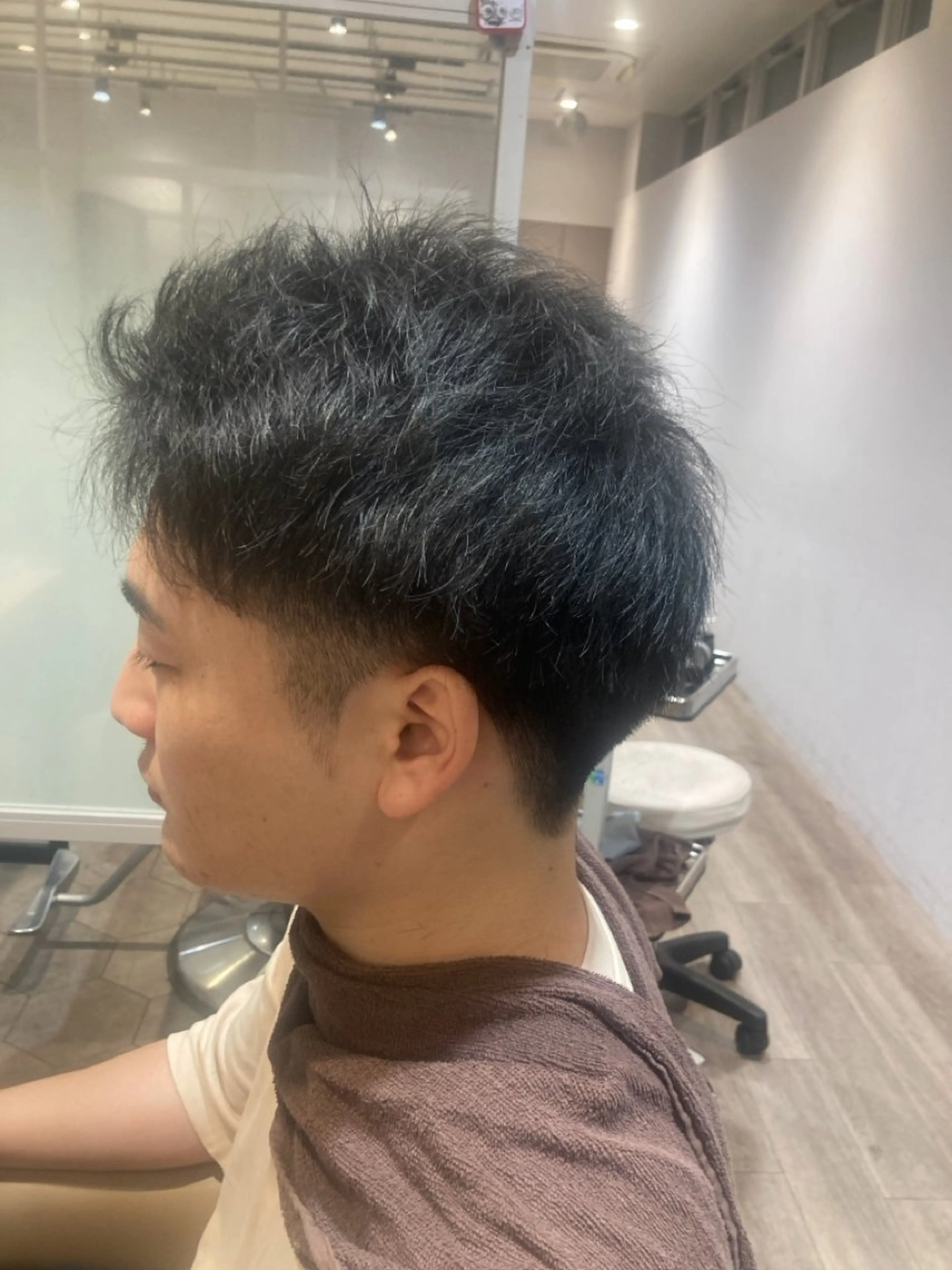 メンズ カラー/カット パーマtoshikiのヘアスタイル