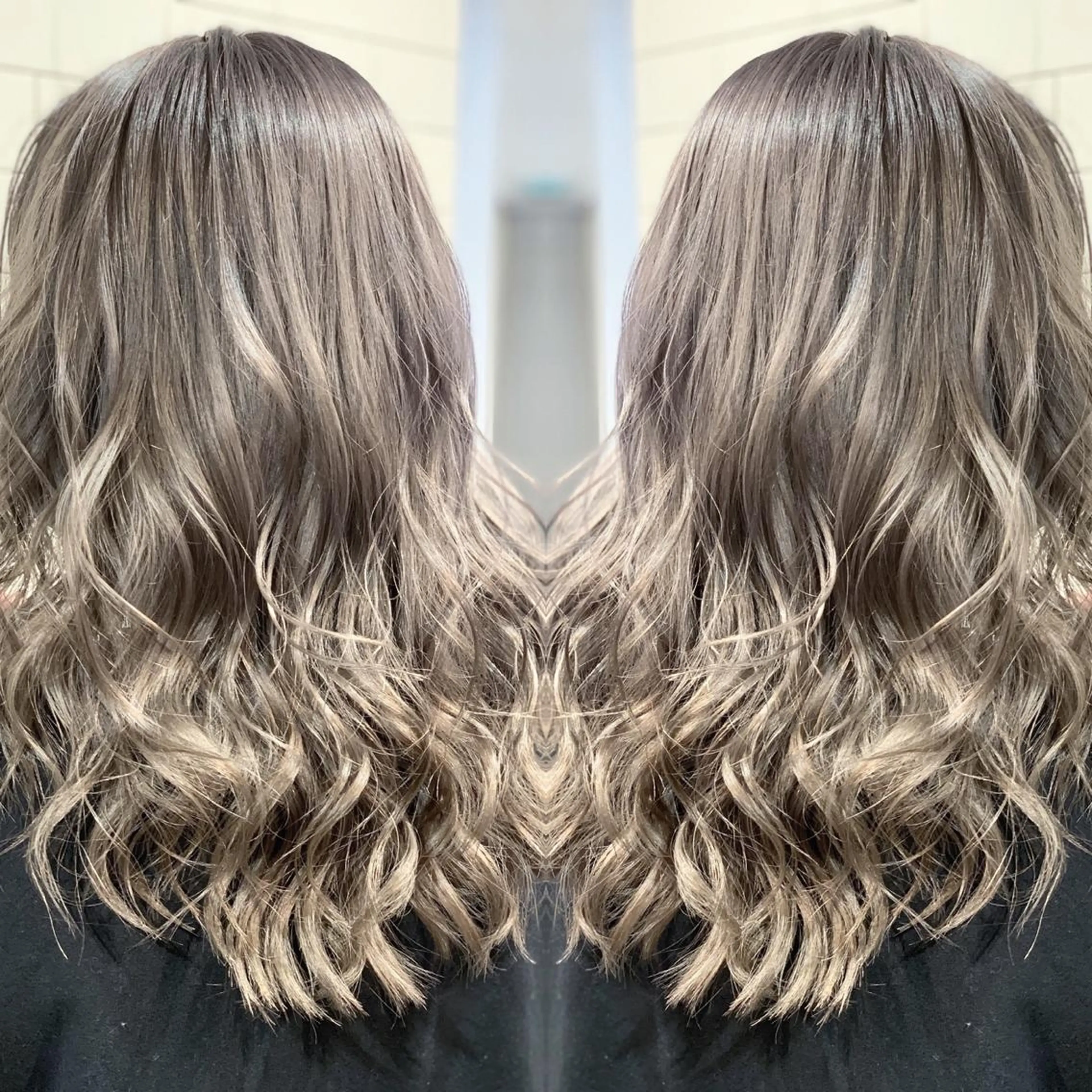 セミロング カラー ヘアアレンジ 髪質改善×ハイトーン 中田啄也のヘアスタイル