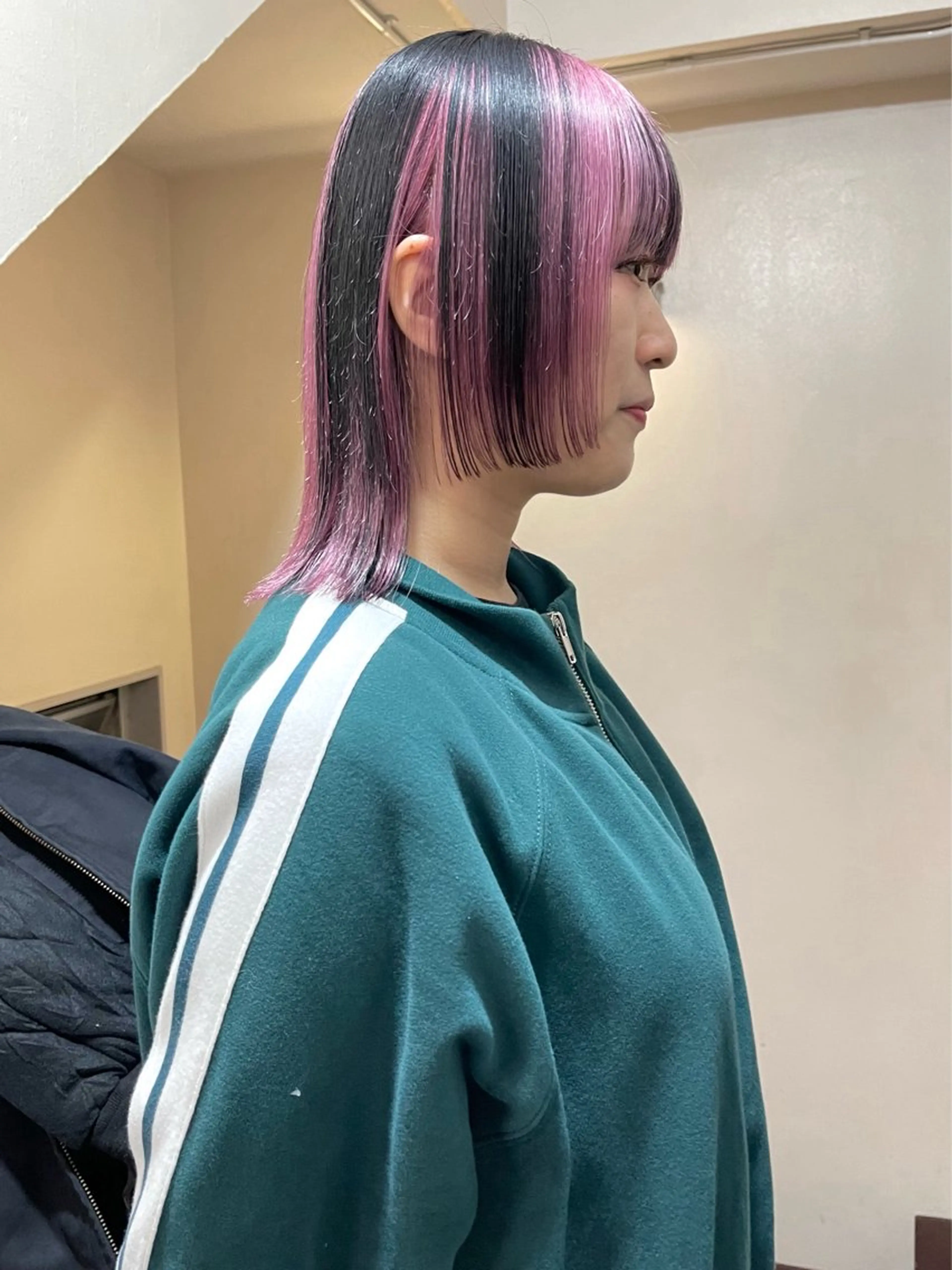 ミディアム カラー カット ヘアカラー トリートメント ヘアセット 安部佑哉/ハイトーン /レイヤー/グランジのヘアスタイル