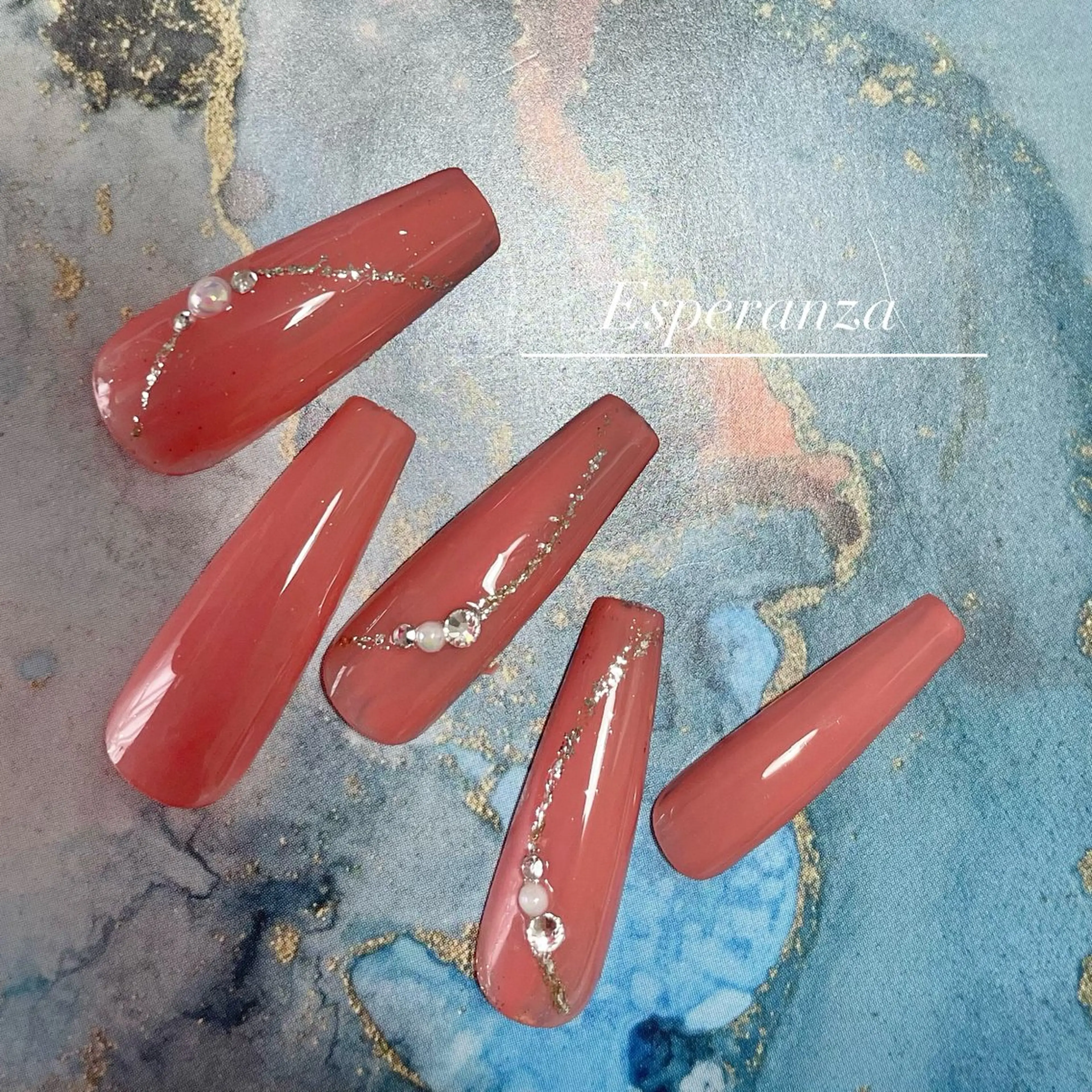 ネイル 長さ出し WINK DOLL 🌹MARIのネイルデザイン