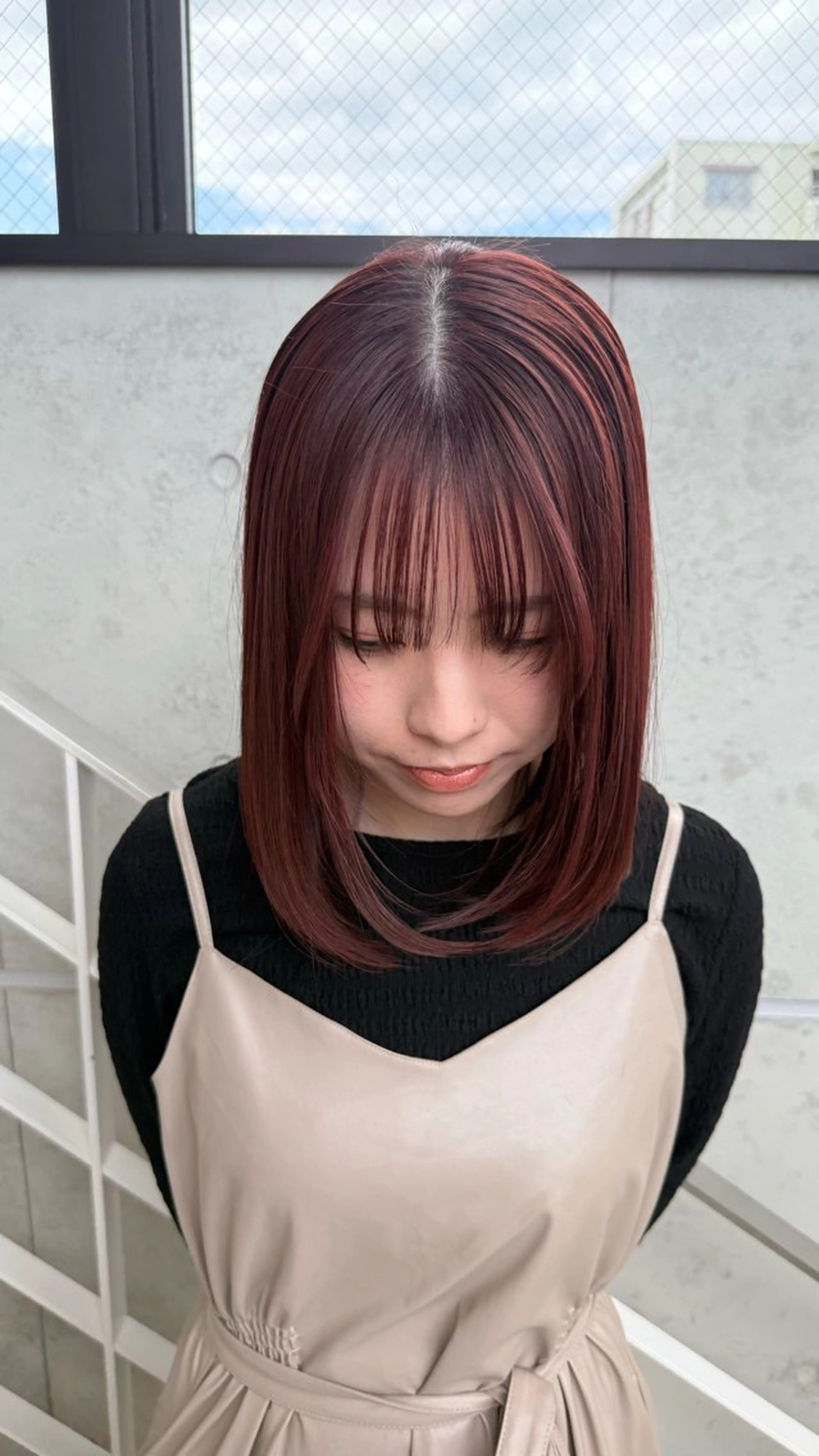 ミディアム カラー カット ヘアカラー セナ 抜け感レイヤー職人のヘアスタイル