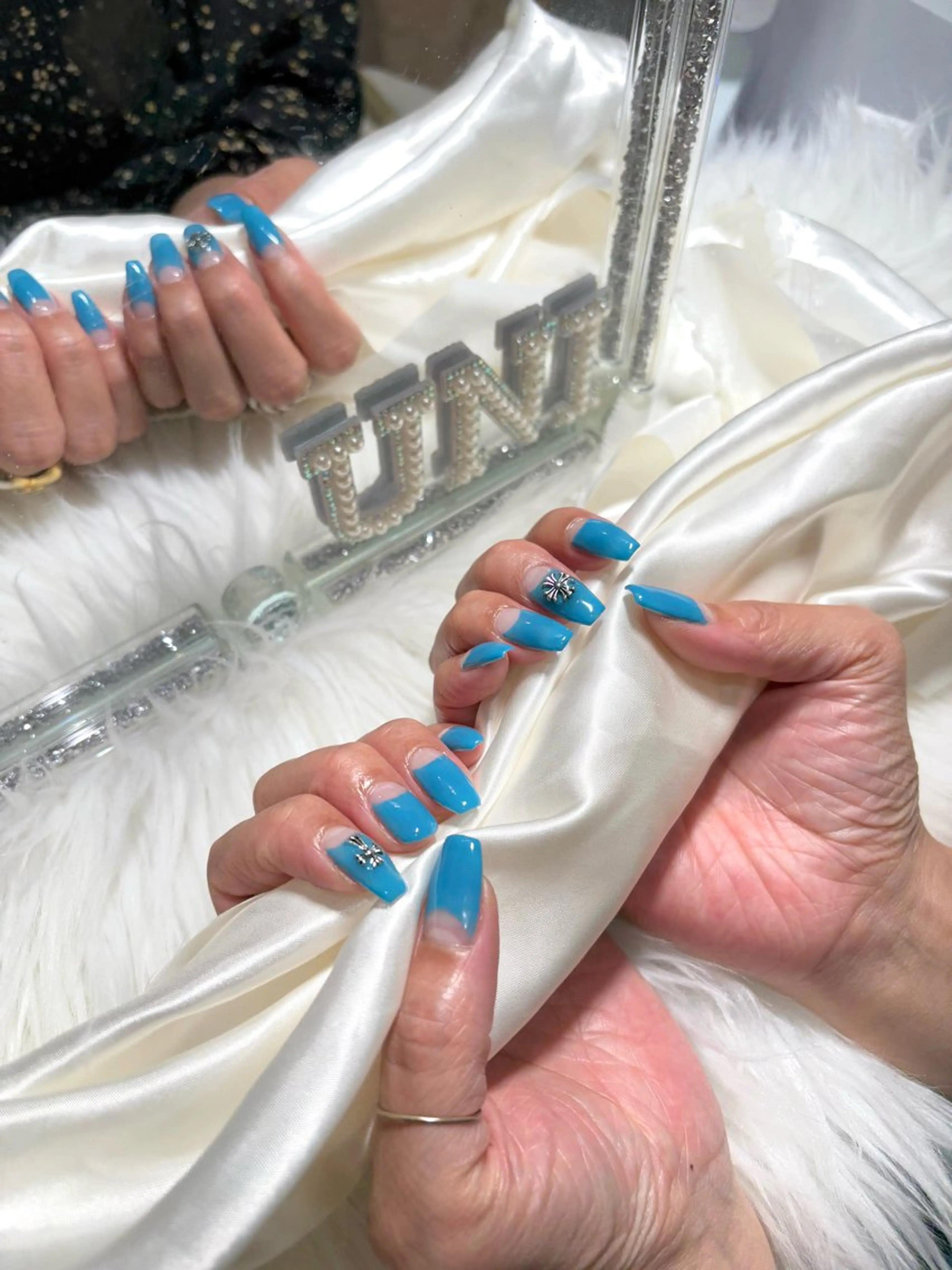 ネイル unibeauty &nailsalon所属・Uni. kのネイルデザイン