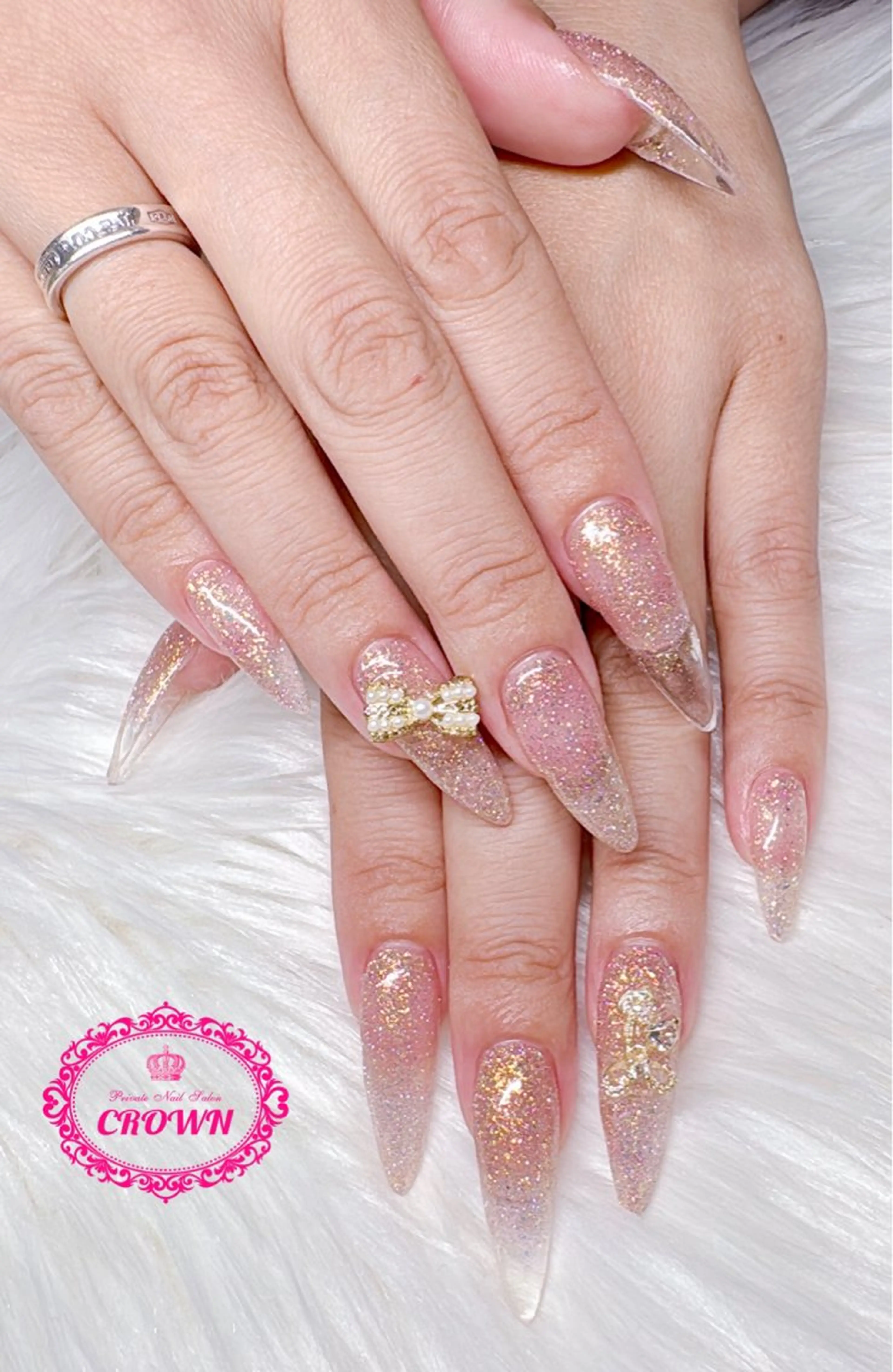 ネイル CROWN プライベートサロンのネイルデザイン