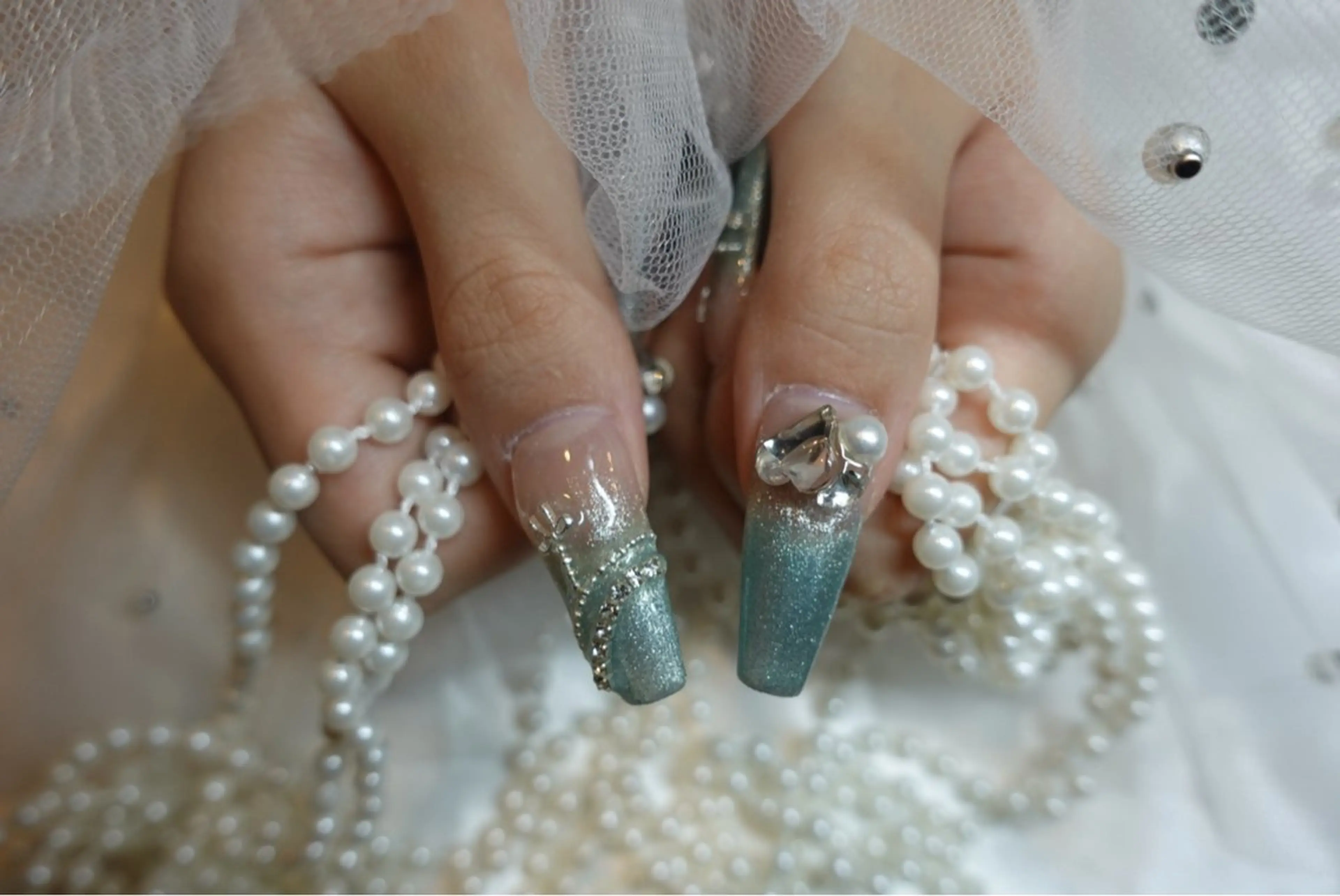 2026年成人式限定👘　長さだし＋デザイン＋パーツ4つ＋ストーン付け放題　やりたい放題コース💅✨の写真