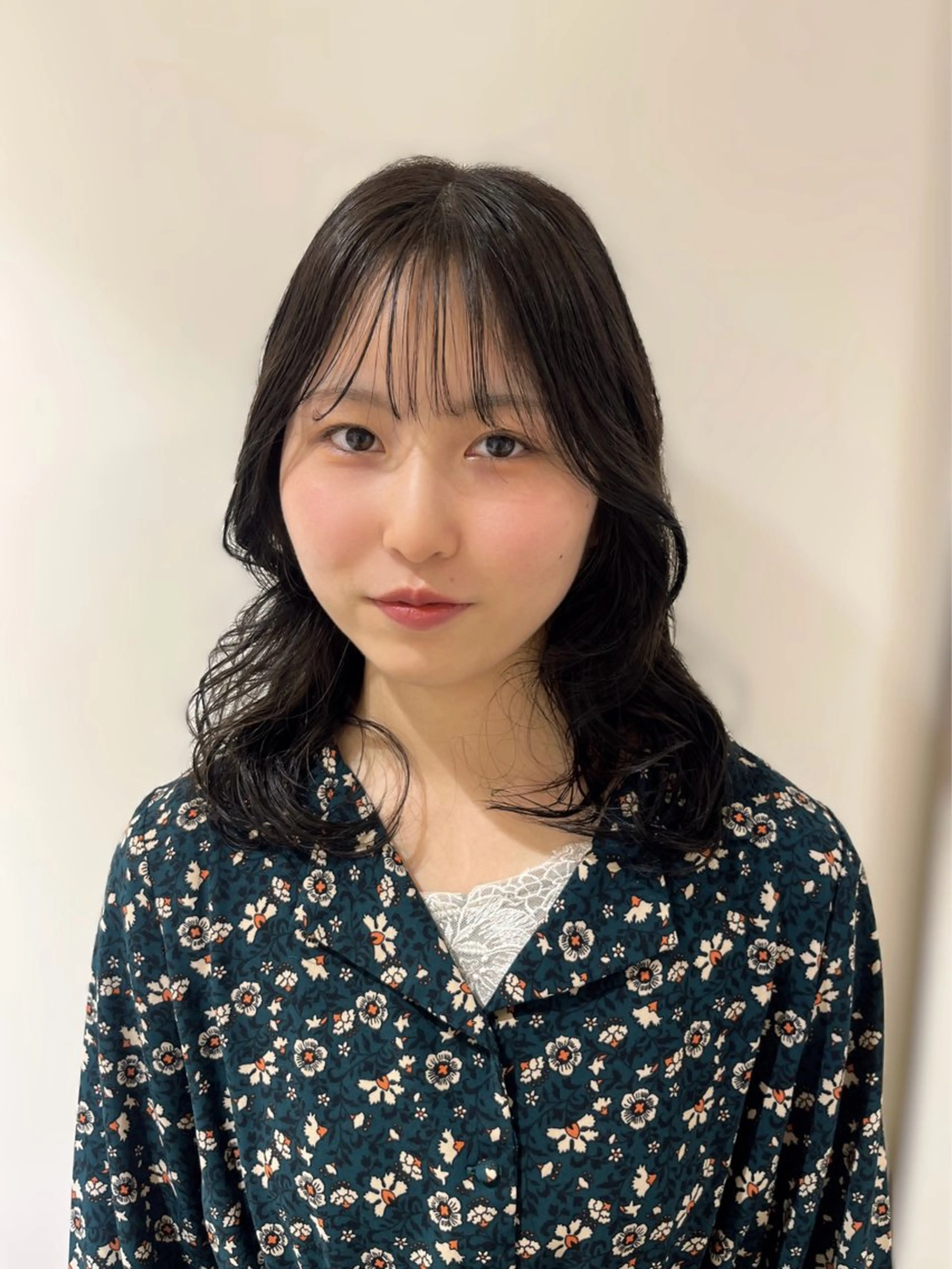 【🍉ミニモ学割U24🍉】【ウェット質感仕上げ✨】カット＋ナチュラルデジタルパーマ＋オージュア1stトリートメント＊の写真