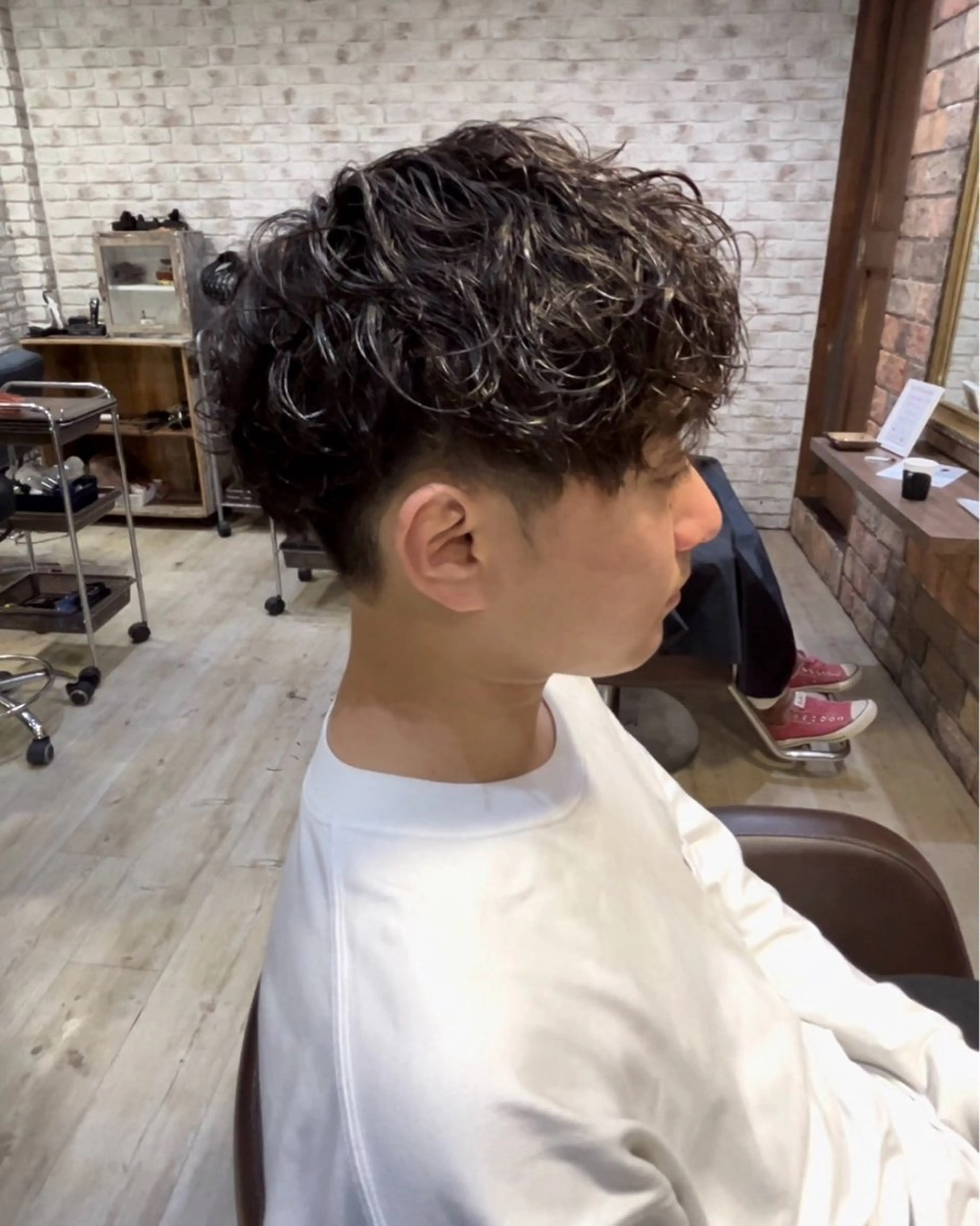 パーマ メンズ メンズパーマ スパイラルパーマ 田中 元規のヘアスタイル