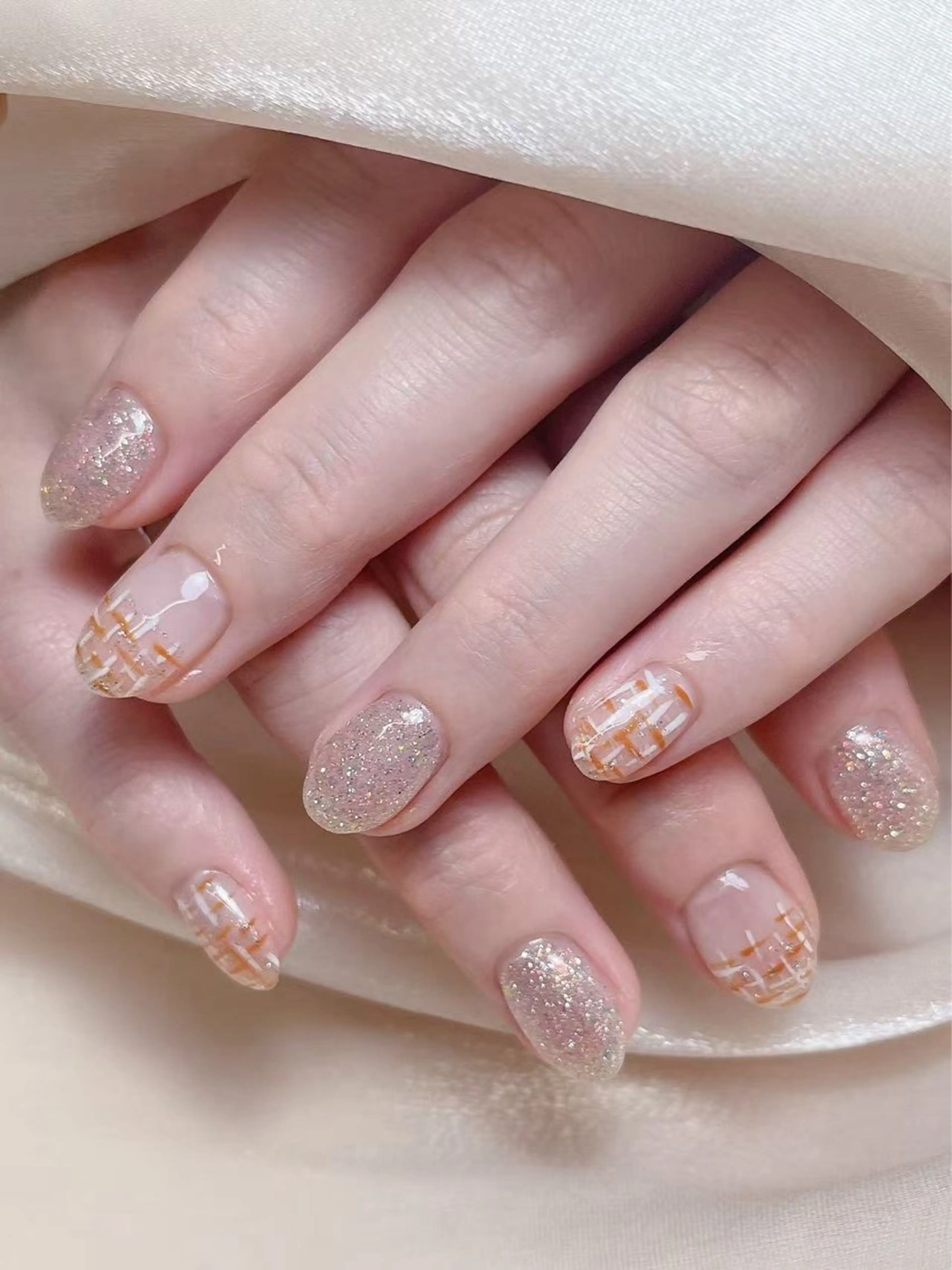 ネイル LR.ONE リナのネイルデザイン