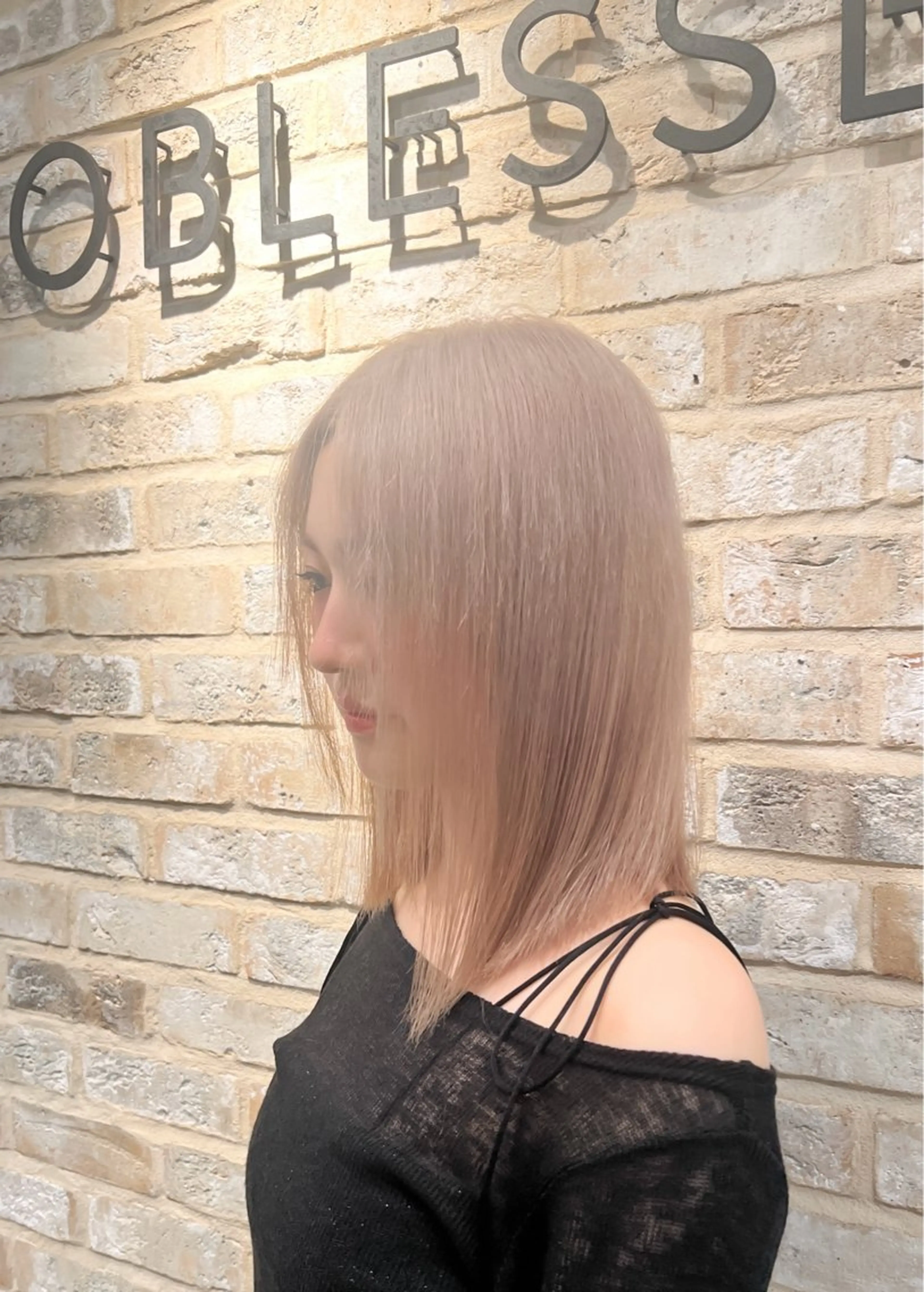 セミロング カラー LEBEN所属・和夢/メンズカット/ パーマ/ハイトーンのヘアスタイル