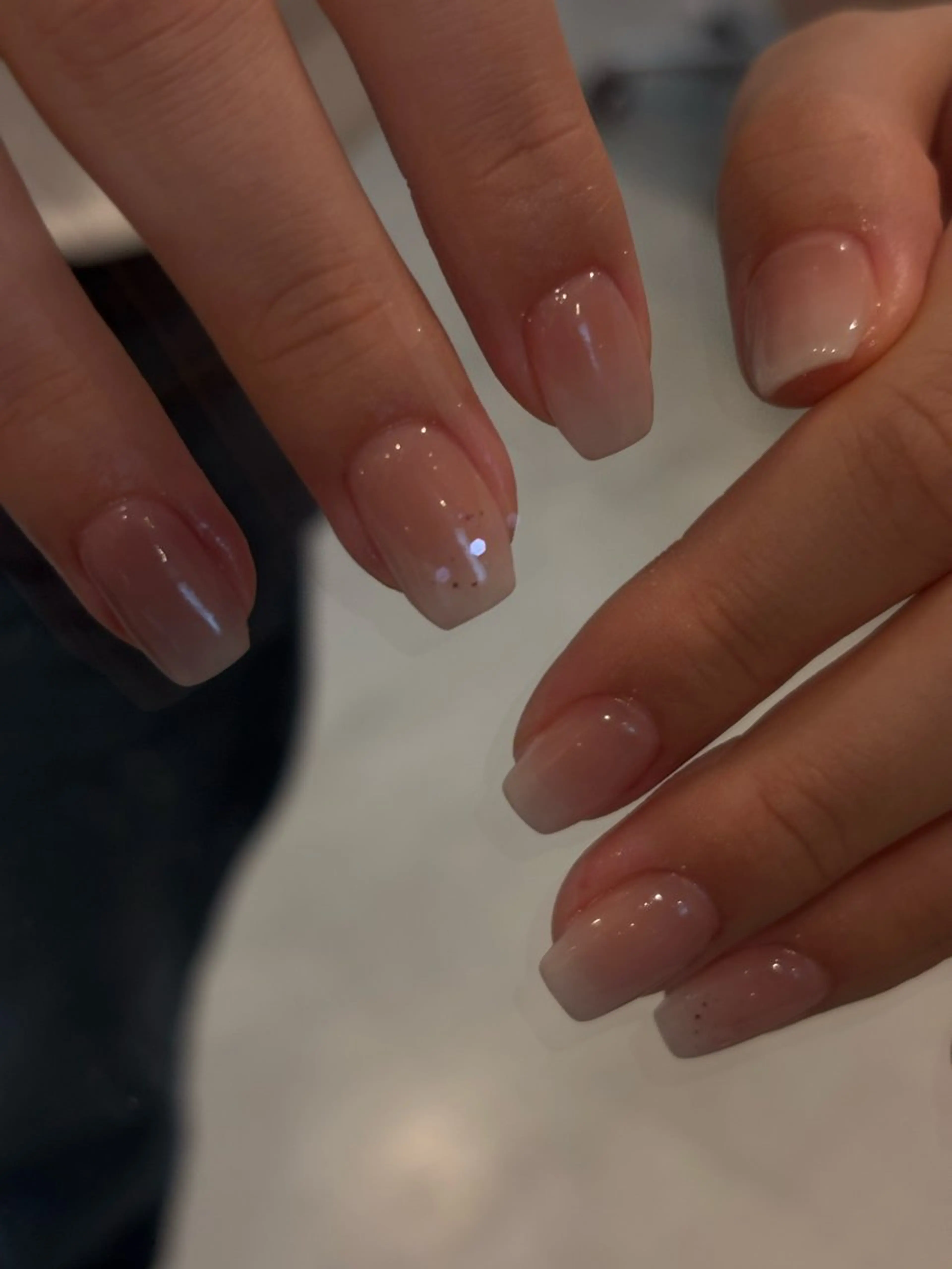 Hand 🌐ｶﾗｰｸﾞﾗﾃﾞｰｼｮﾝ（オフあり）の写真