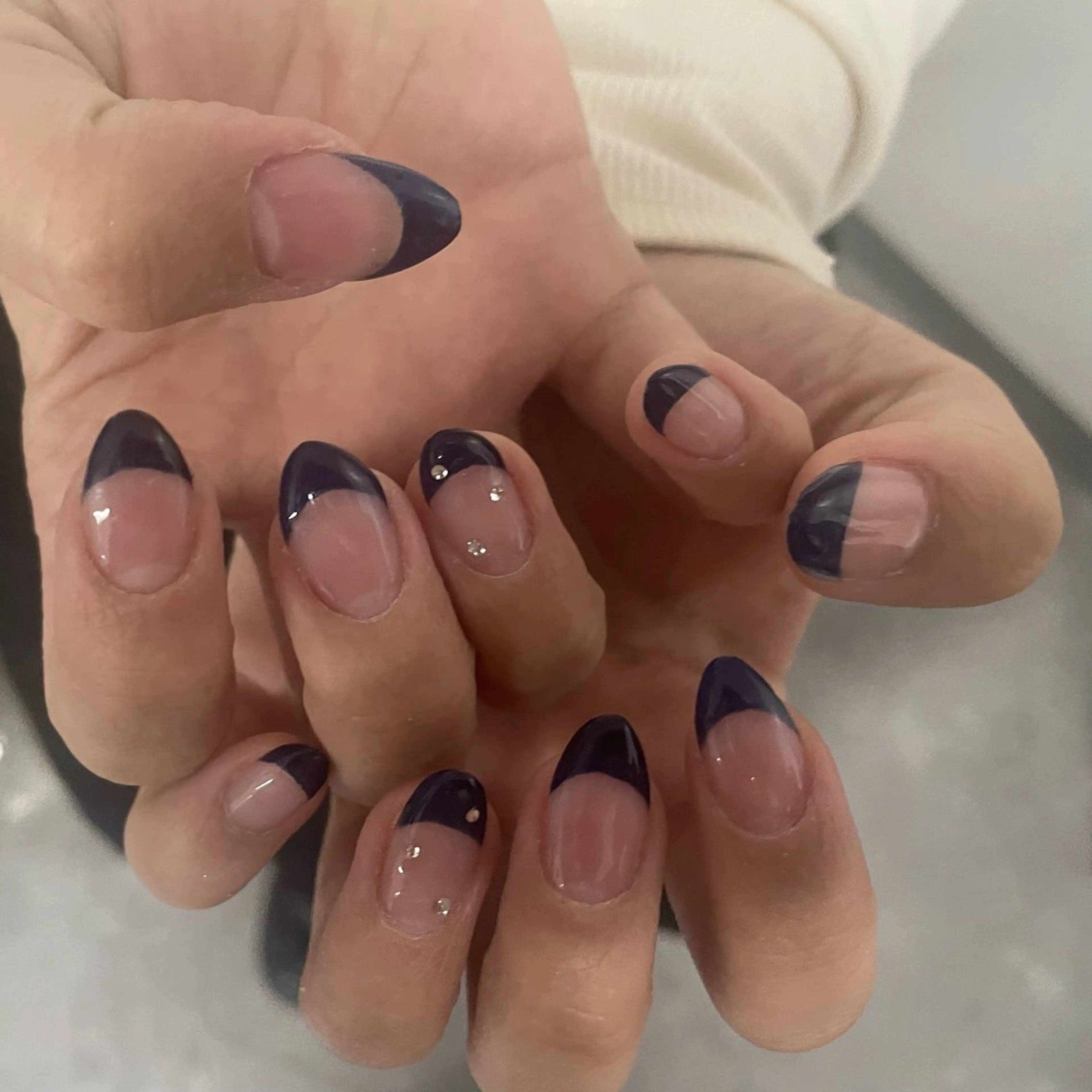 ネイル フレンチネイル ネイビー ハンドネイル Jr.ネイリスト SONOのネイルデザイン