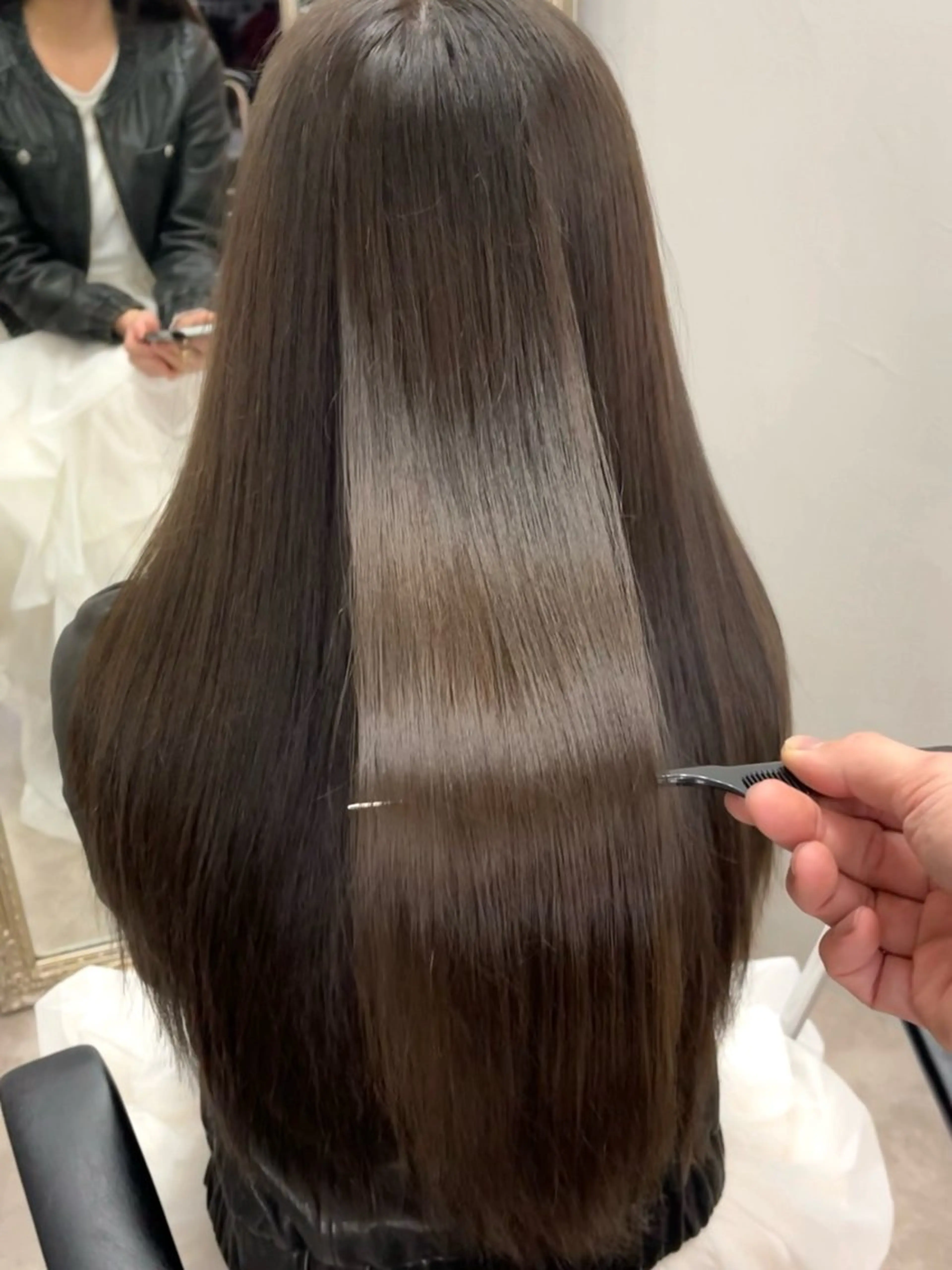 ロング カラー ヘアカラー トリートメント AMI Hair Supply所属・YUSUKE レイヤーカットカラーのヘアスタイル