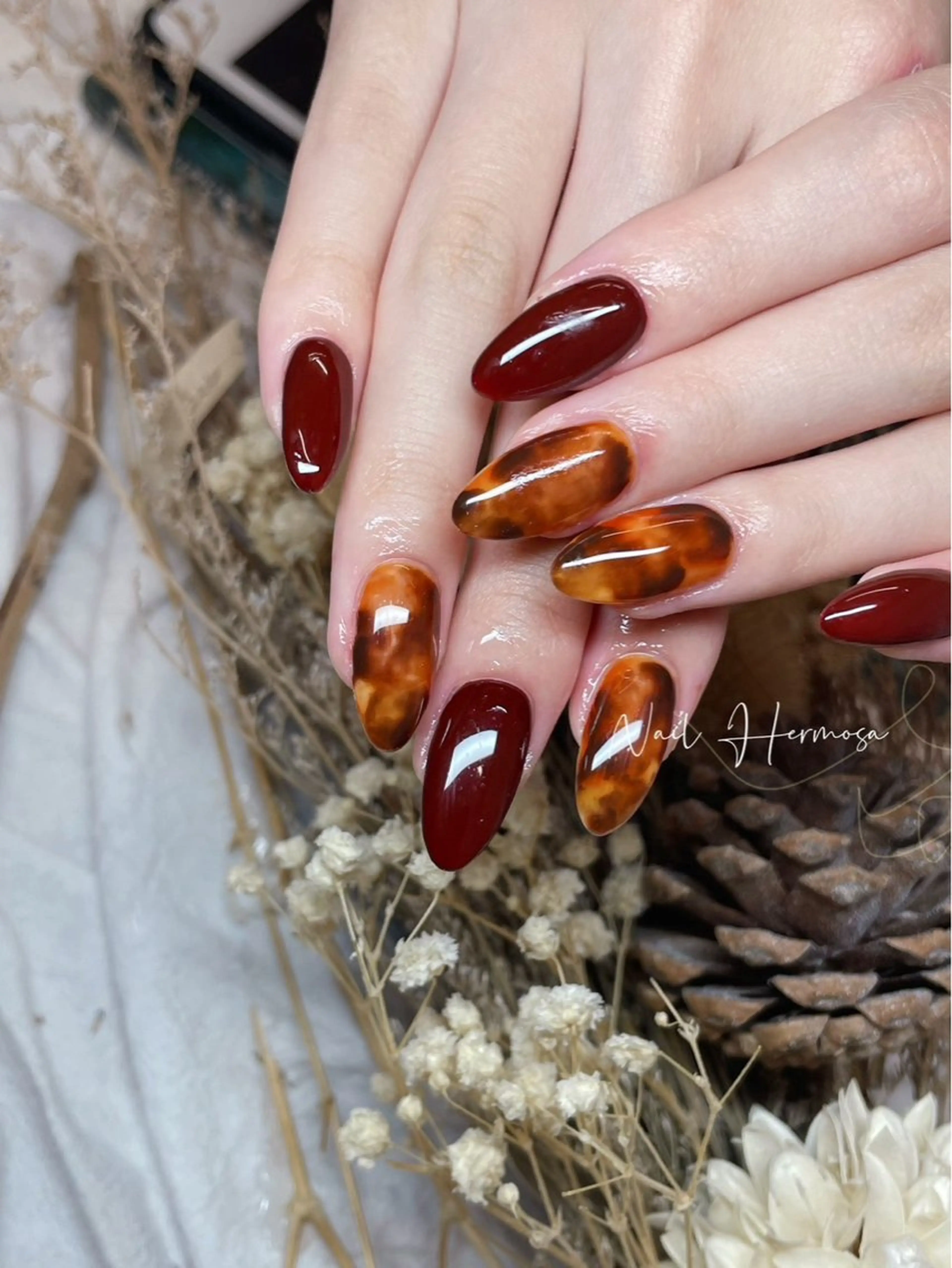 ネイル 長さ出し フラッシュネイル フットネイル ジェルネイル マグネットネイル ハンドネイル エルモサ YURIKAのネイルデザイン