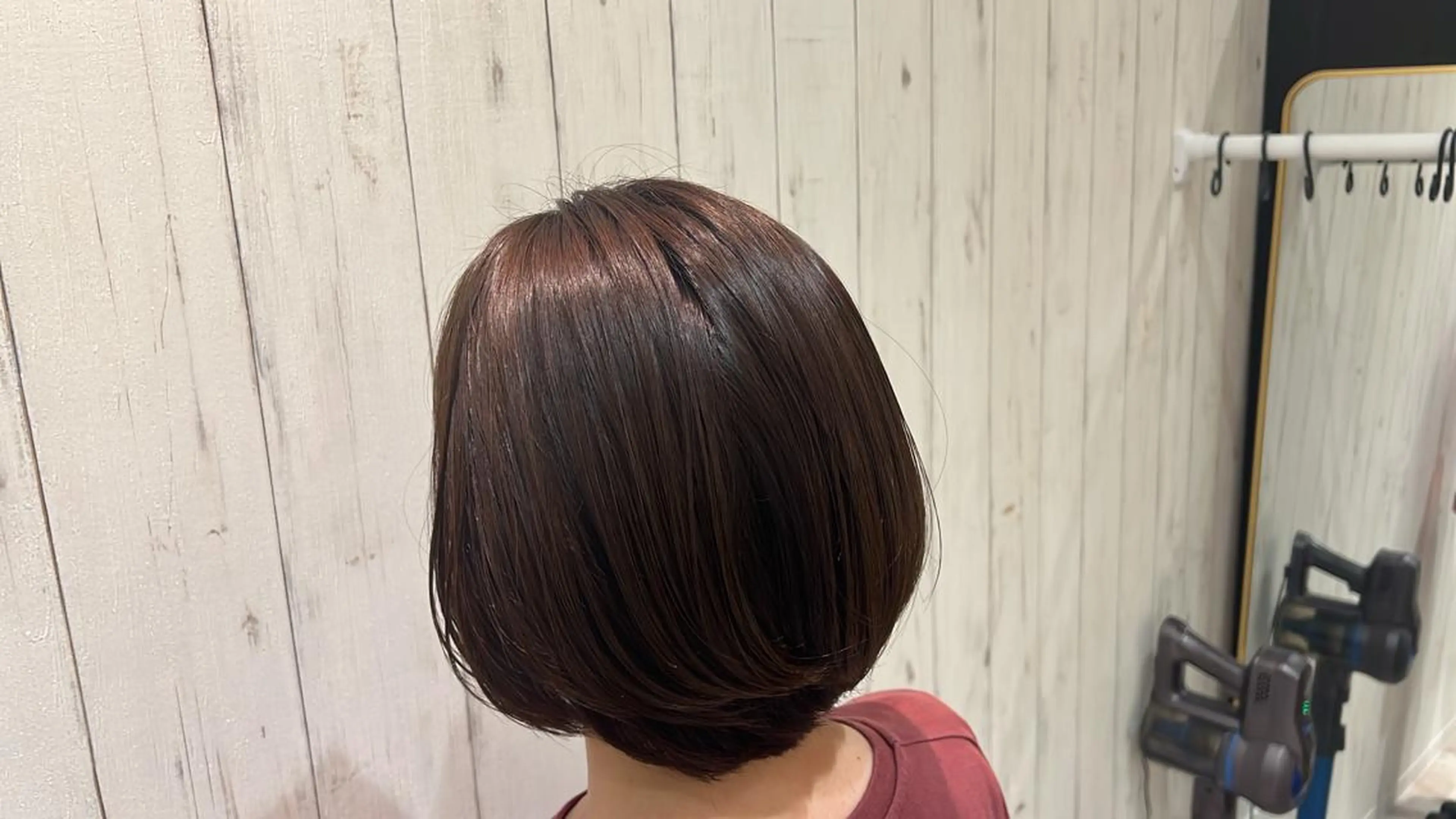 カラー 山田 真緒のヘアスタイル