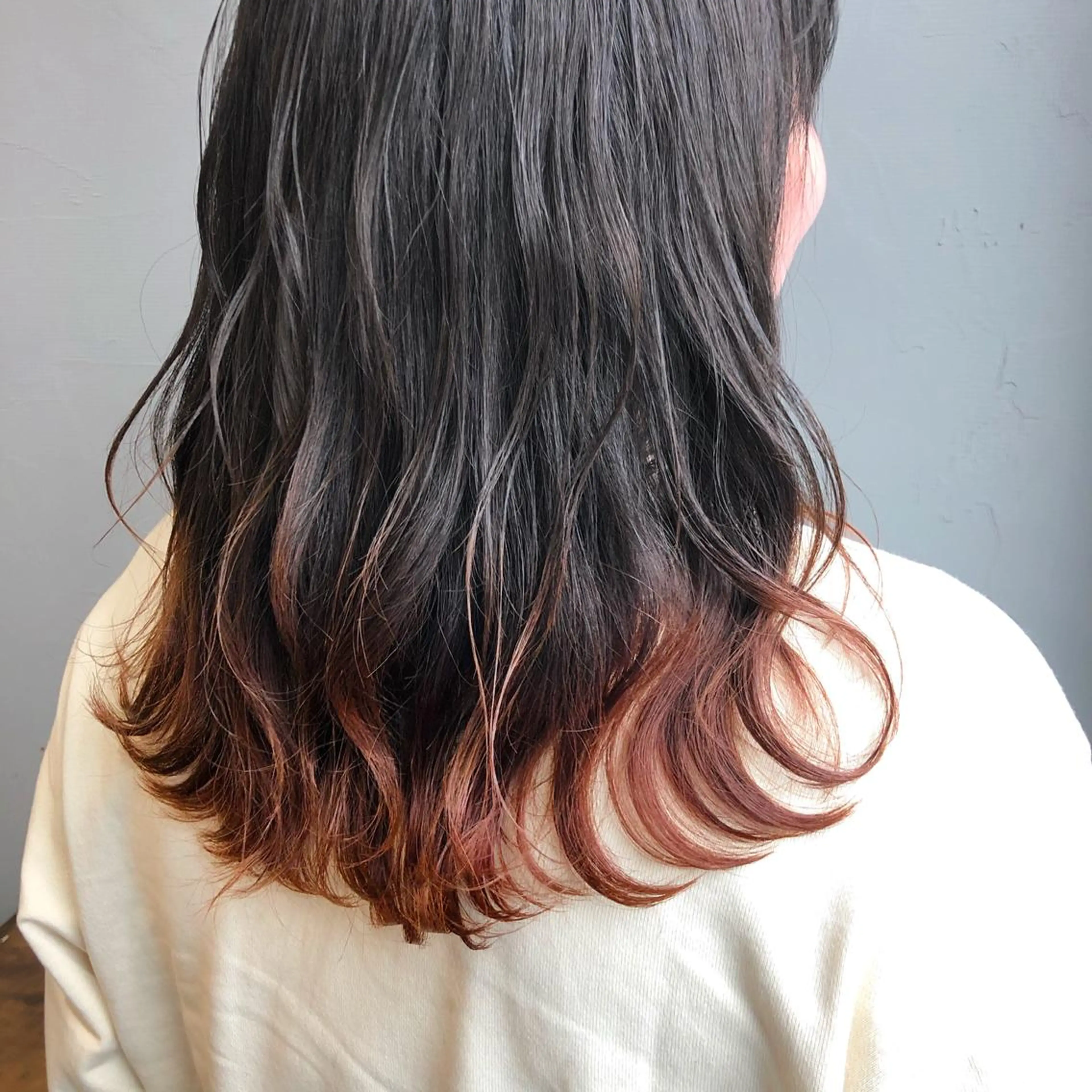 ミディアム カット ヘアカラー トリートメント CISCO所属・山口 浩之のヘアスタイル