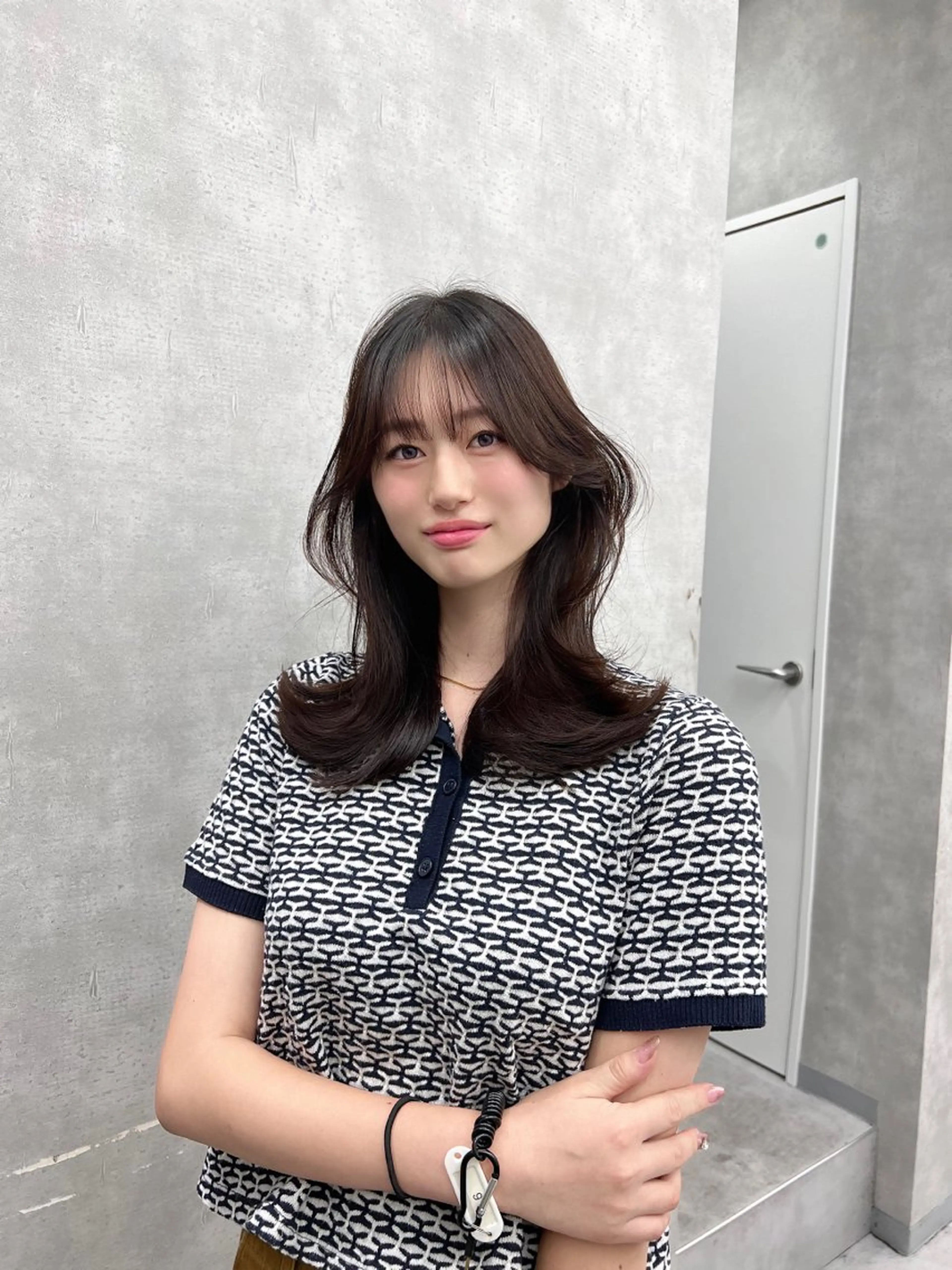 セミロング カラー ベージュカラー くびれヘア 顔まわりレイヤー ヨシンモリ 韓国風ヘア レイヤー/艶カラー /韓国ヘア/高松のヘアスタイル