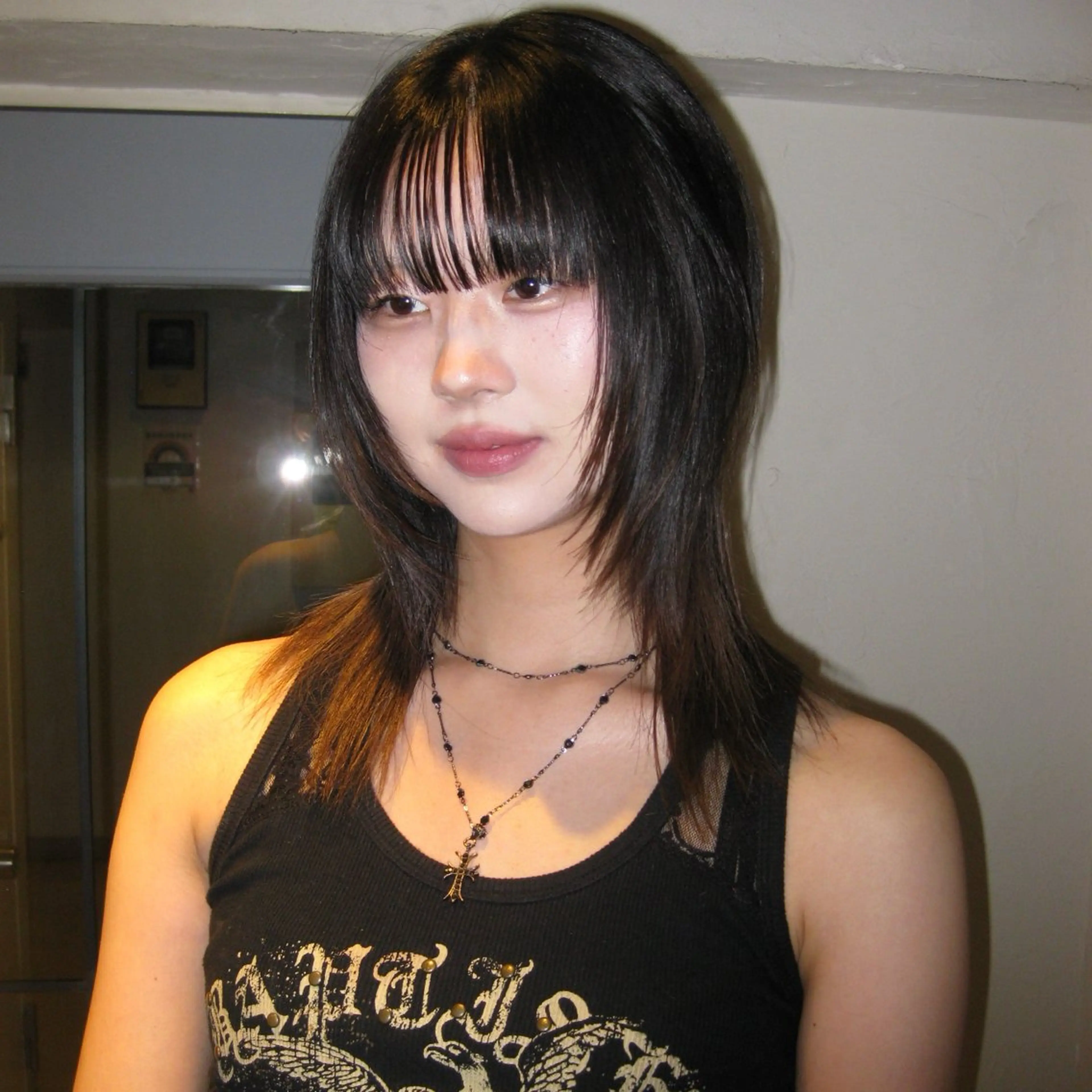 ミディアム ウルフカット 今井 香奈恵のヘアスタイル