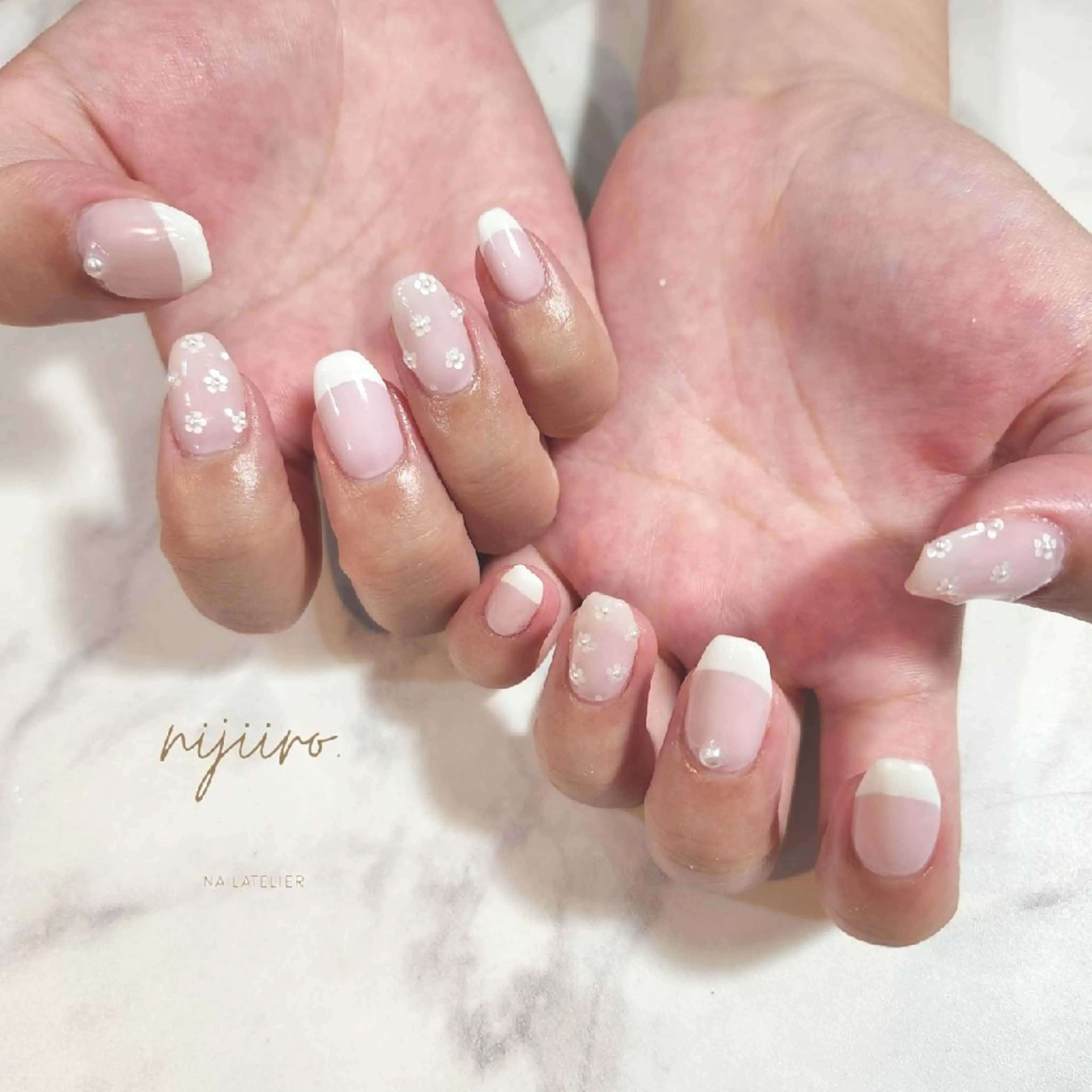 ネイル ハンドネイル nailatelier nijiiro.所属・nijiiro🌈 サトウのネイルデザイン