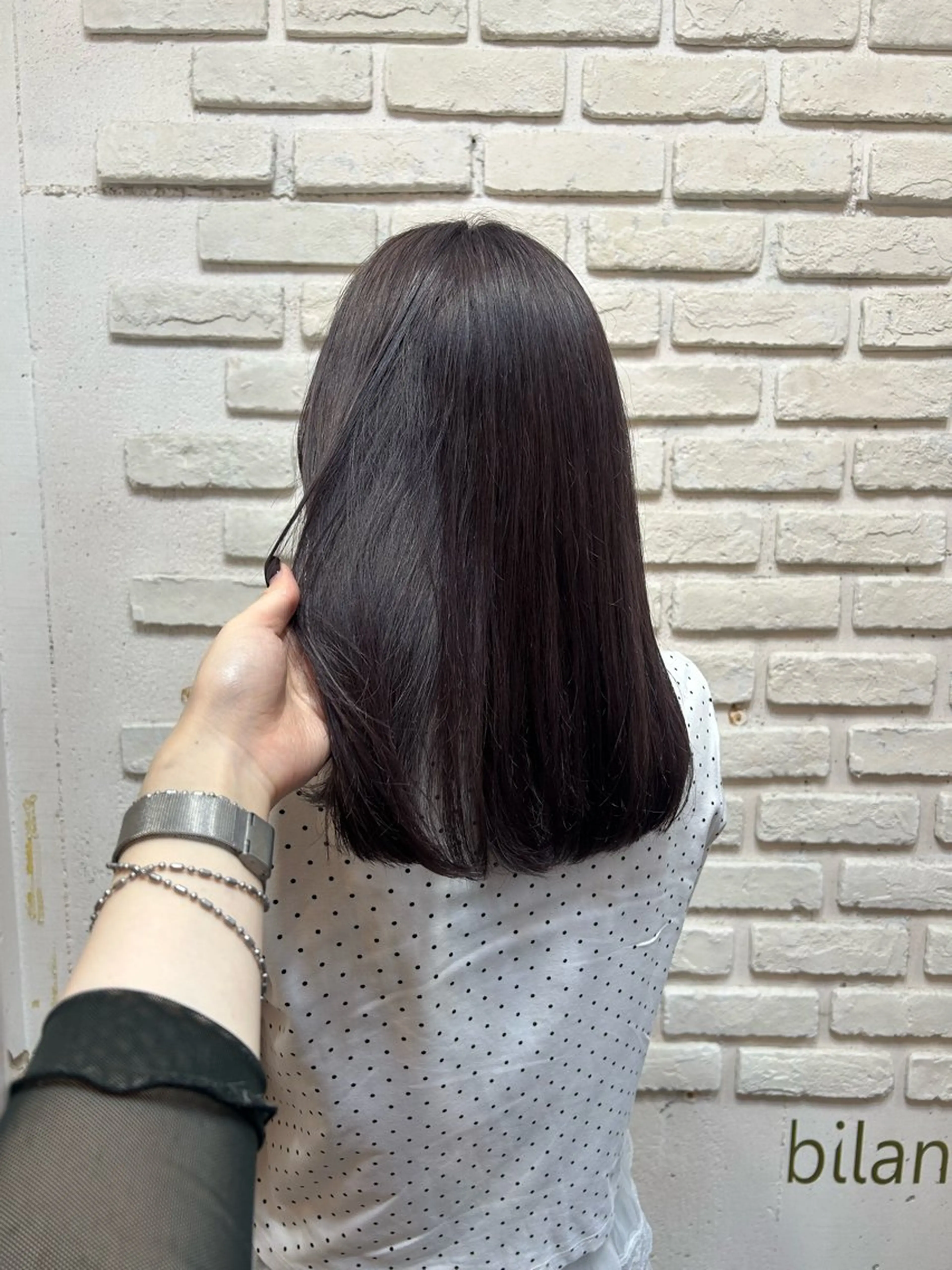 ミディアム カラー hozumi bilanciaのヘアスタイル
