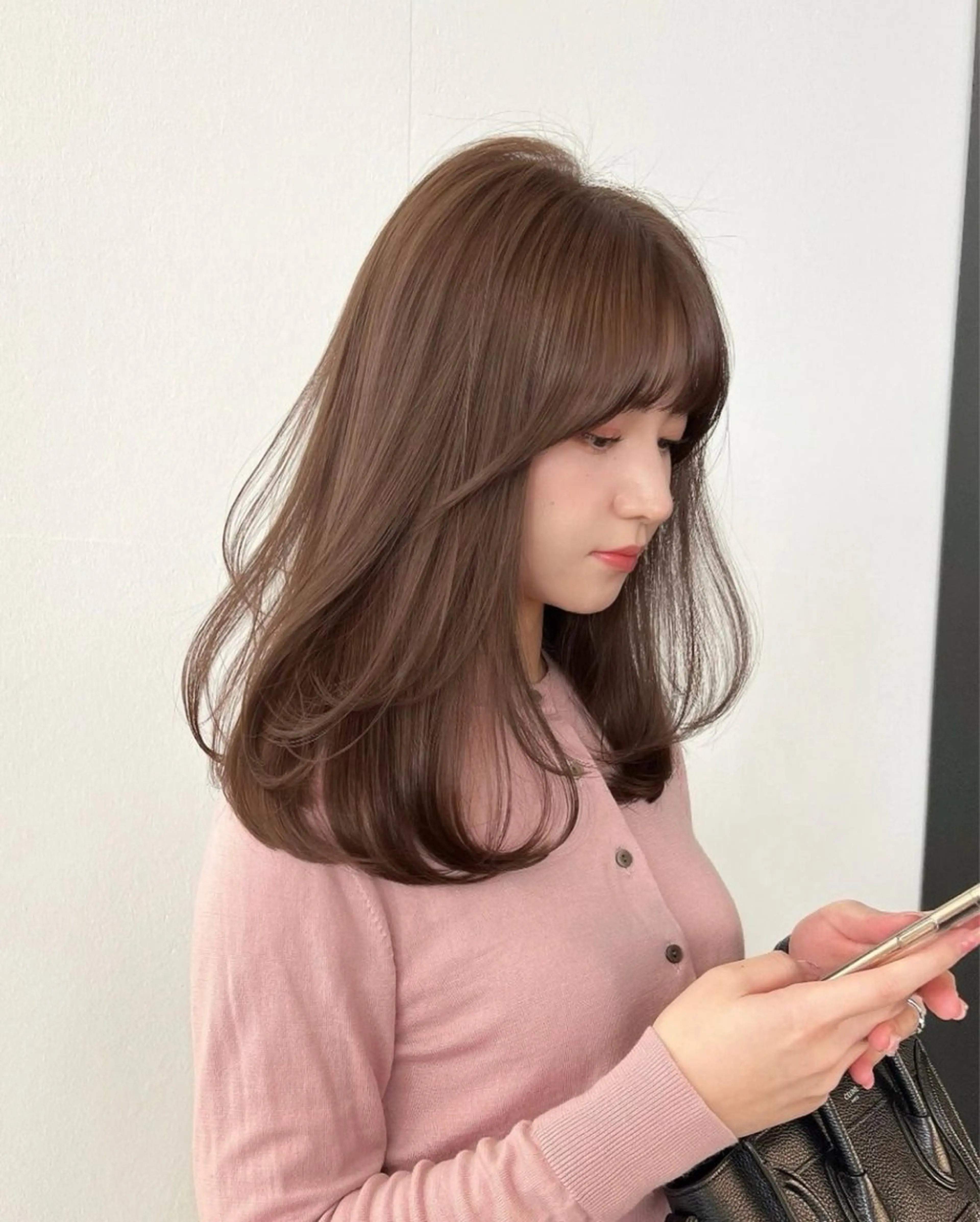 セミロング sand 大阪梅田所属・ショートパーマ🌀 ✂︎小寺仁紫のヘアスタイル