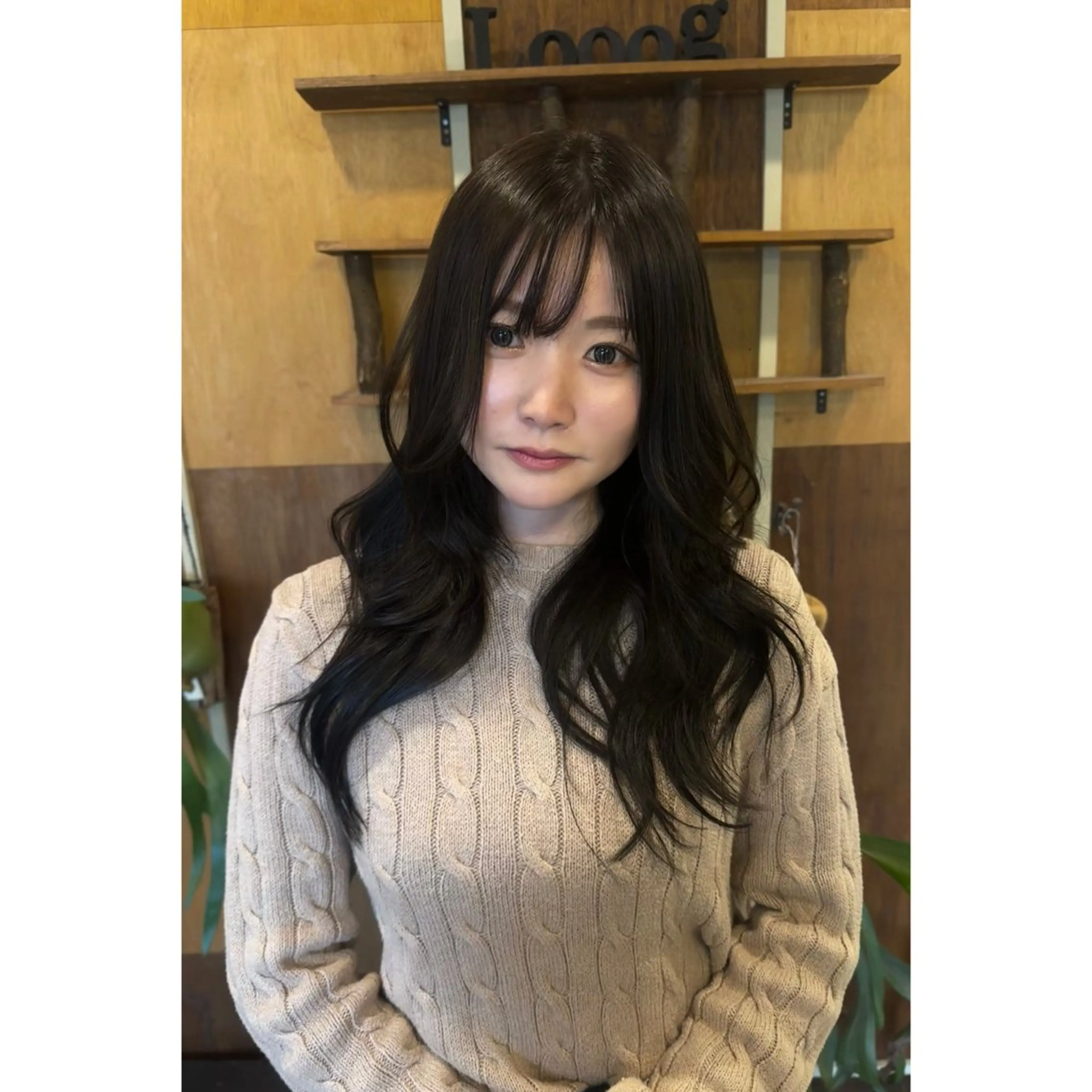 ロング カラー 透明感カラー グレージュ オリーブグレージュ オリーブグレー ヘアカラー ハイトーン/ ダブルカラー/透明感のヘアスタイル