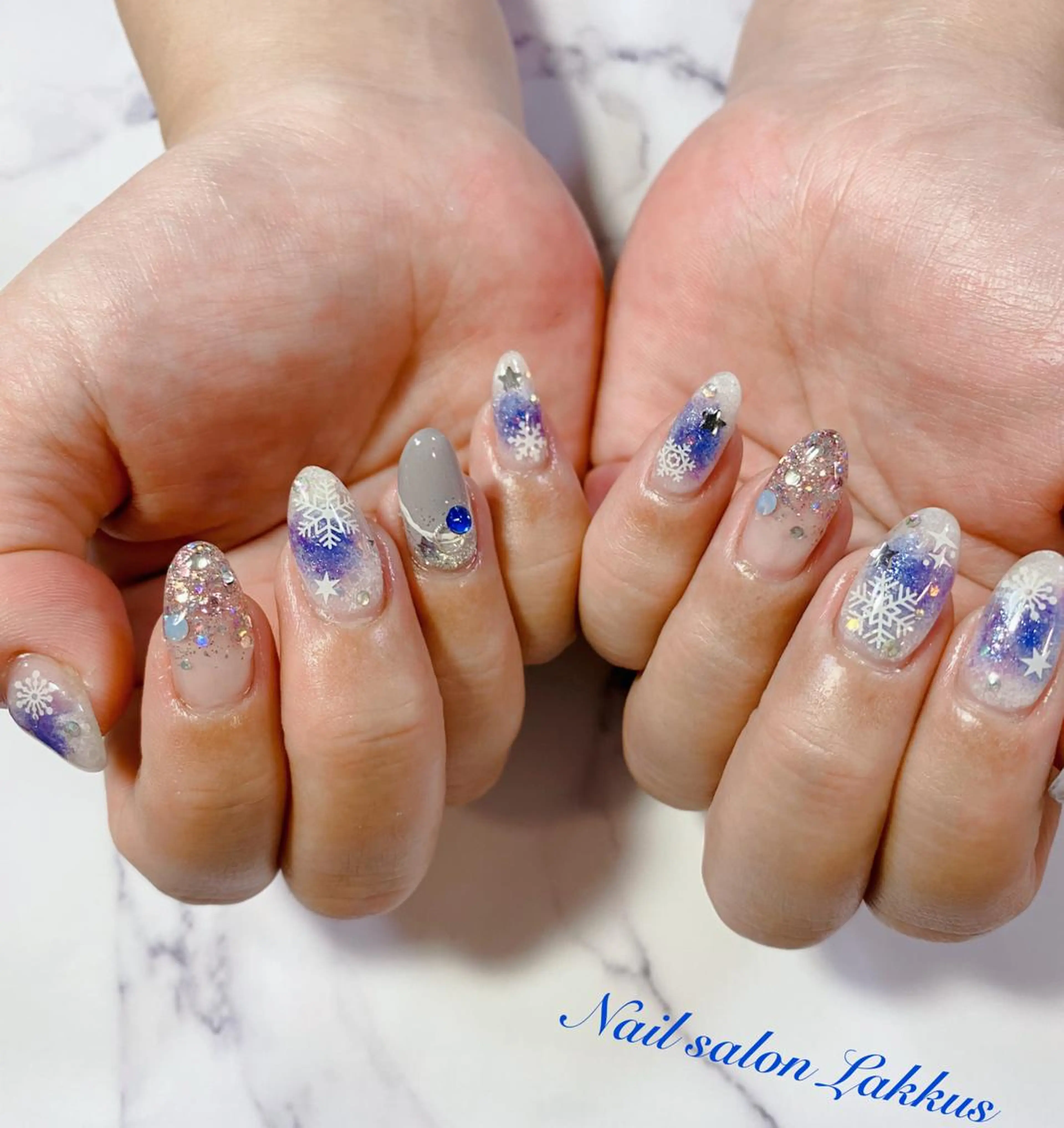 ネイル アートネイル Lakkus T－CHIのネイルデザイン