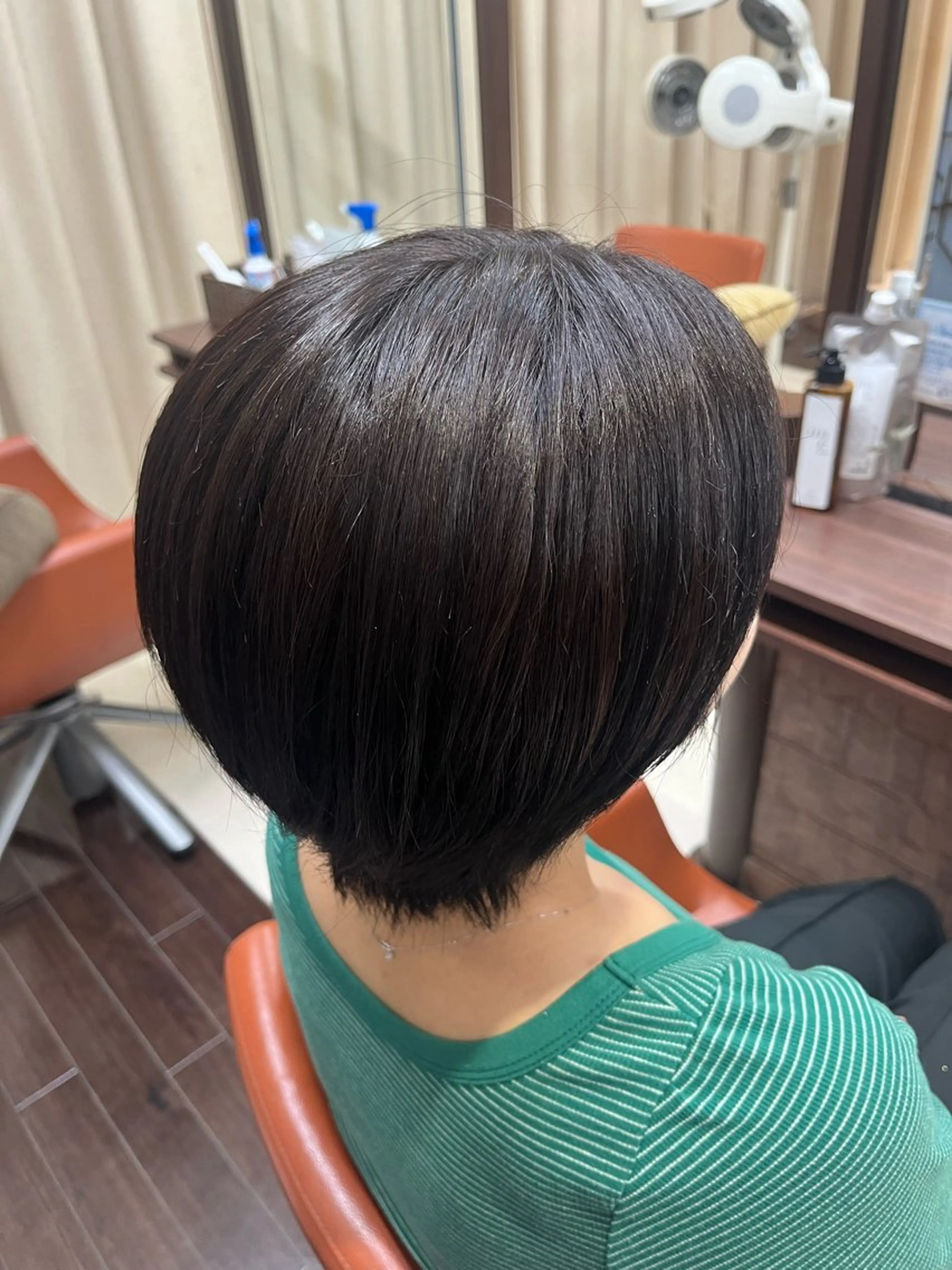 カラー 垢抜けデザイナー/ ハイトーン/朝倉友香のヘアスタイル