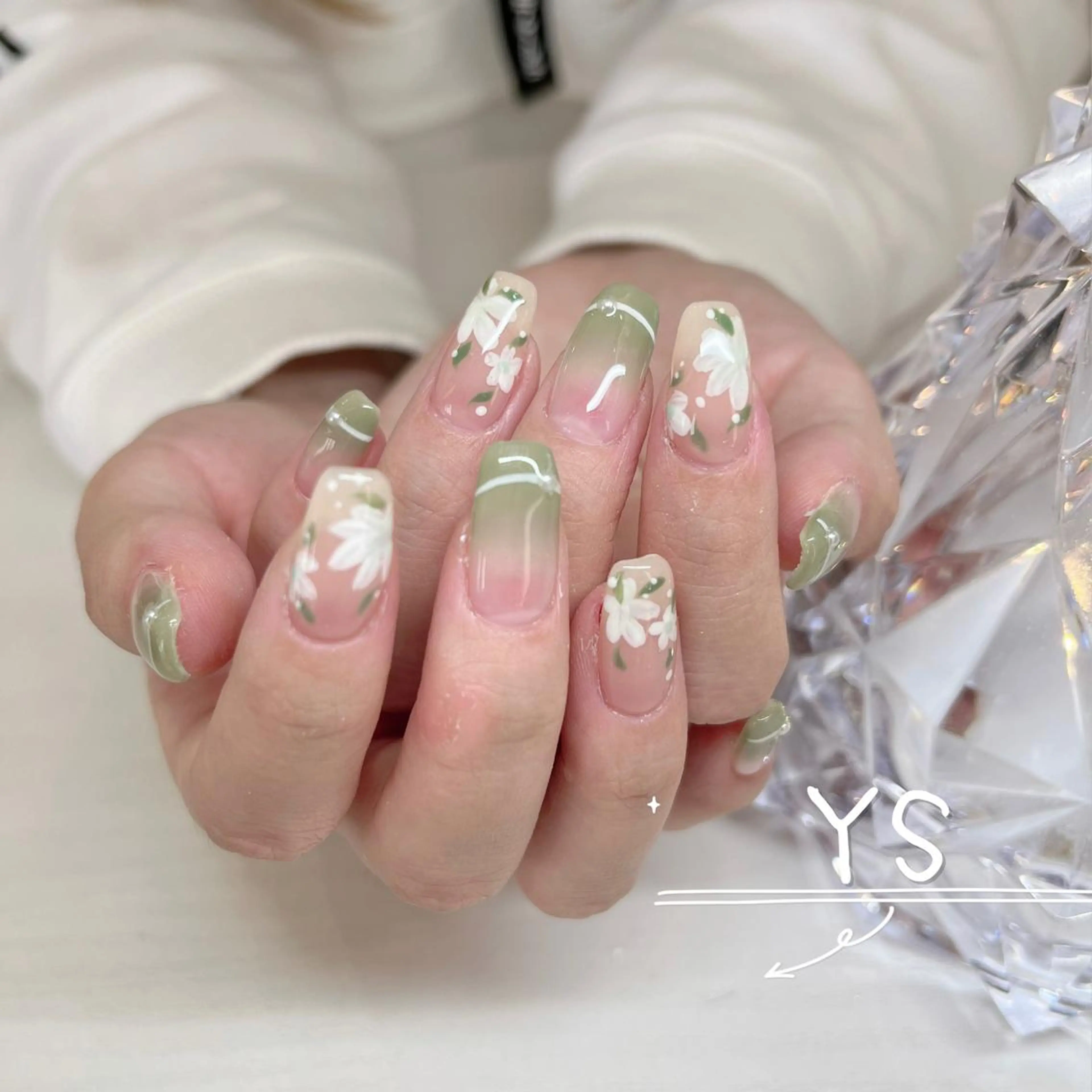 ネイル ハンドネイル YS Nailのネイルデザイン