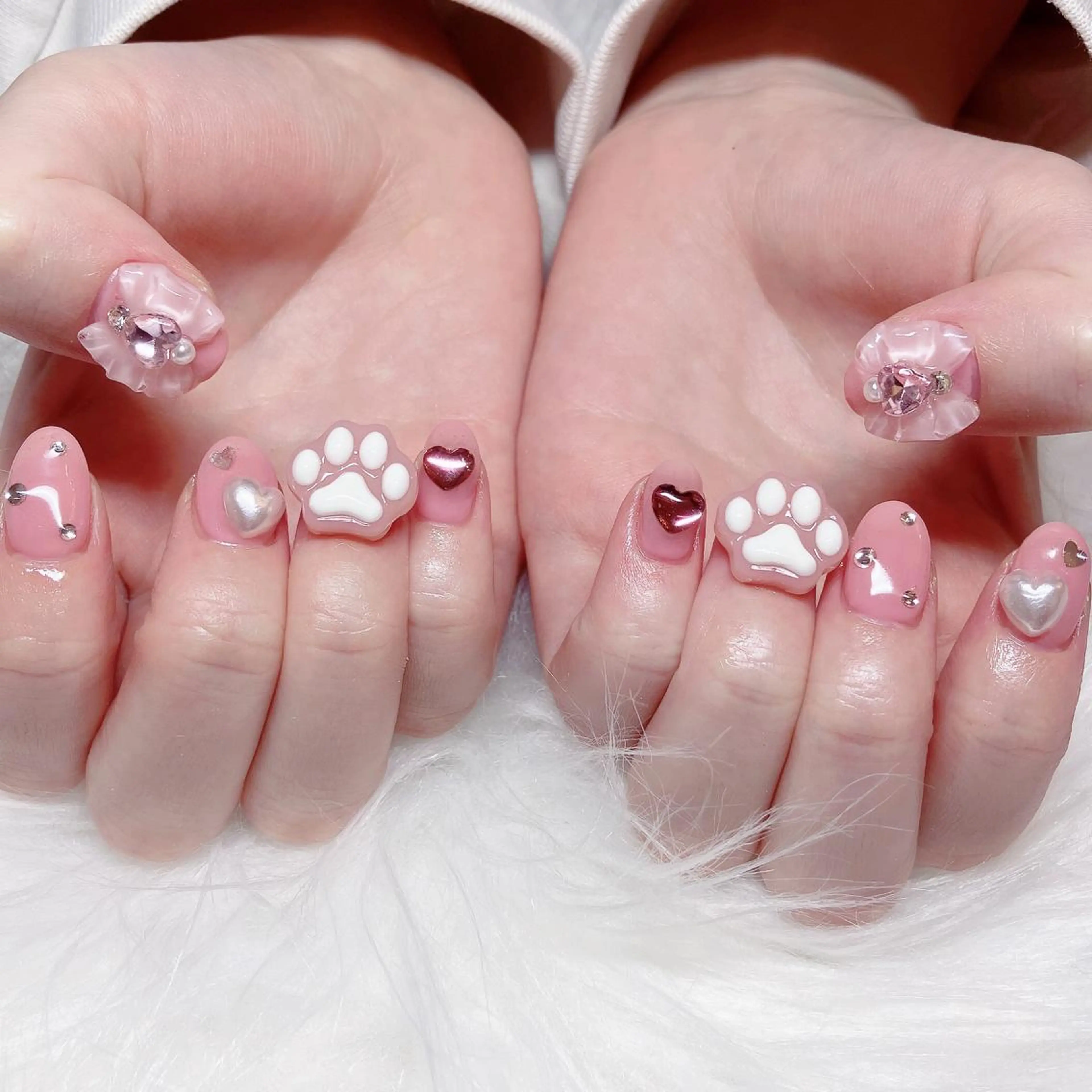 ネイル オーロラネイル フラッシュネイル 氷ネイル・うるうるネイル キラキラネイル 韓国ネイル Amour baseのネイルデザイン