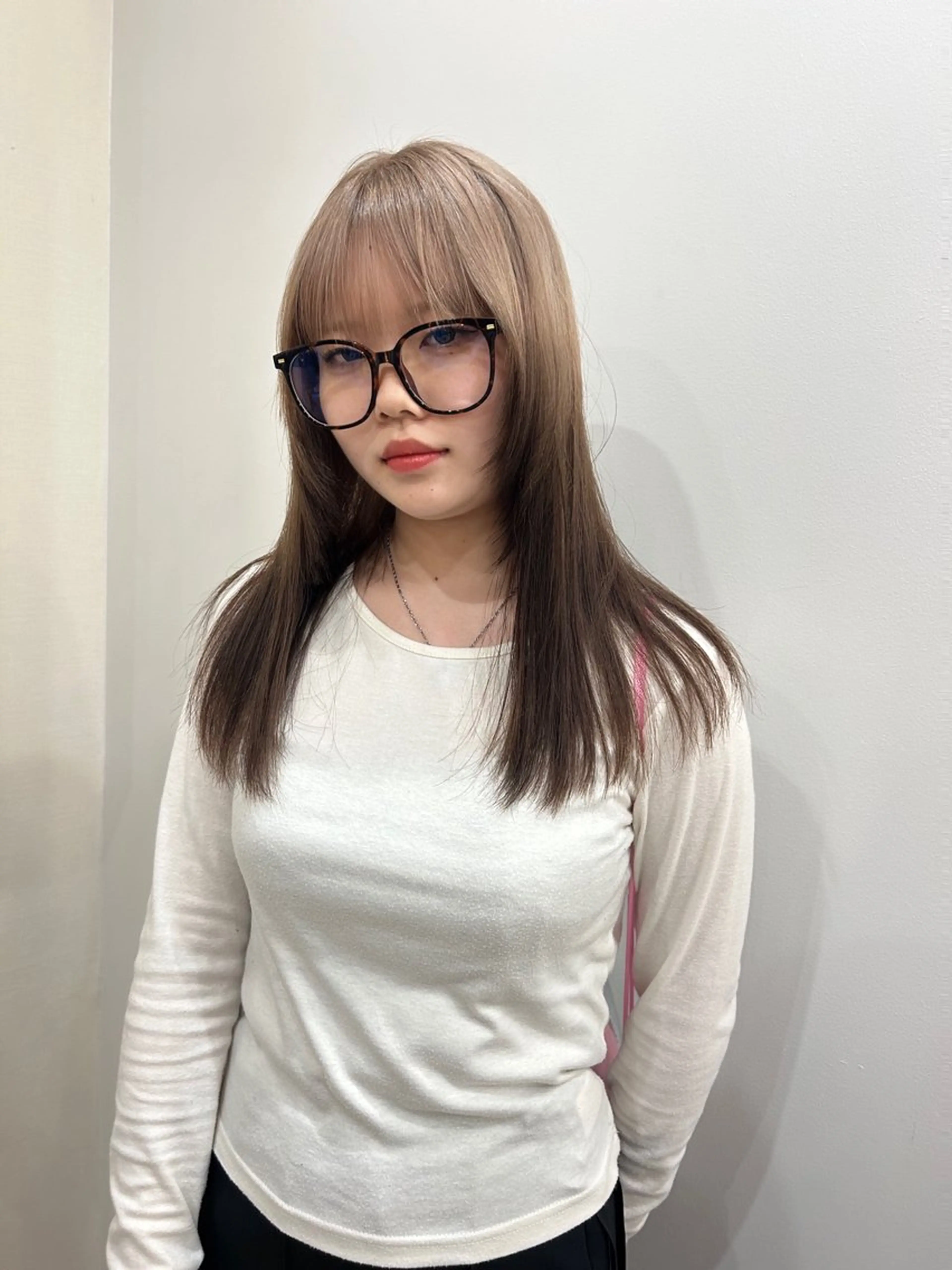 【毛先cutでスタイリングしやすさup⭐︎】bleach color ＋毛先cut ✂︎の写真