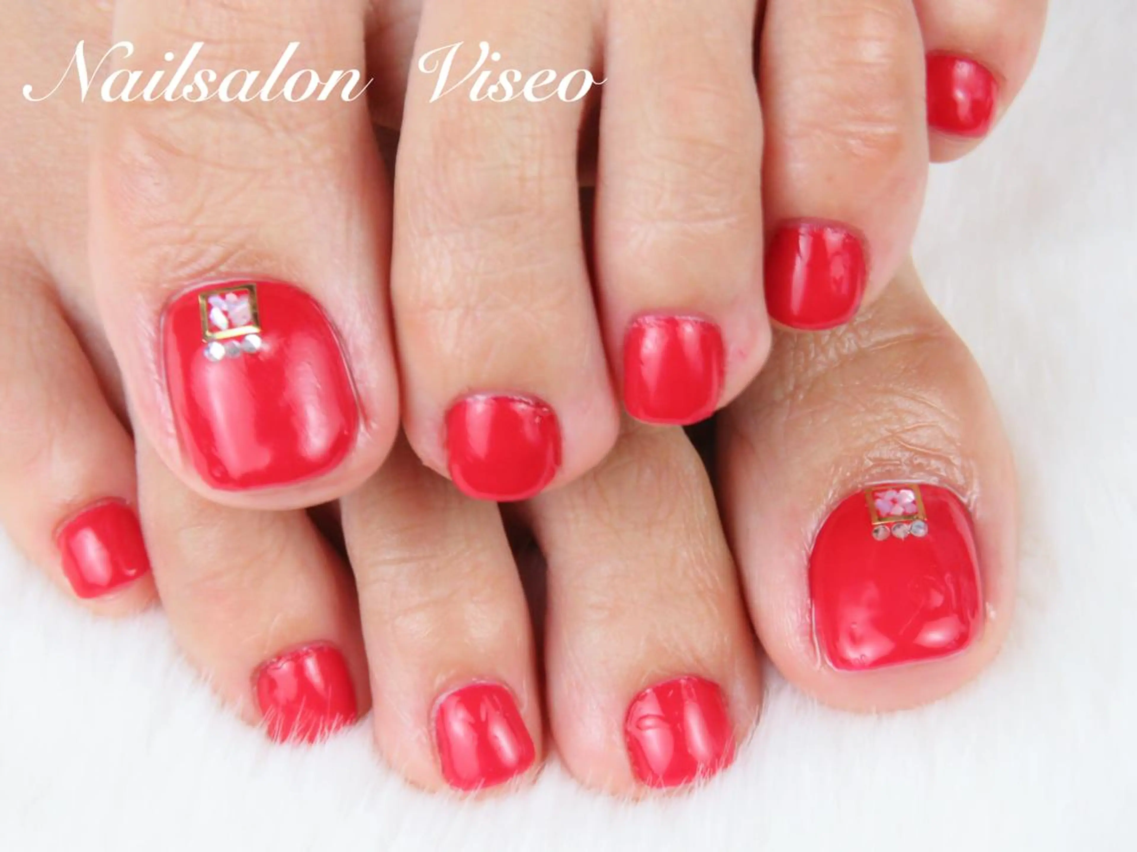 ネイル Viseo《6週間 長持ちパラジェル》のネイルデザイン