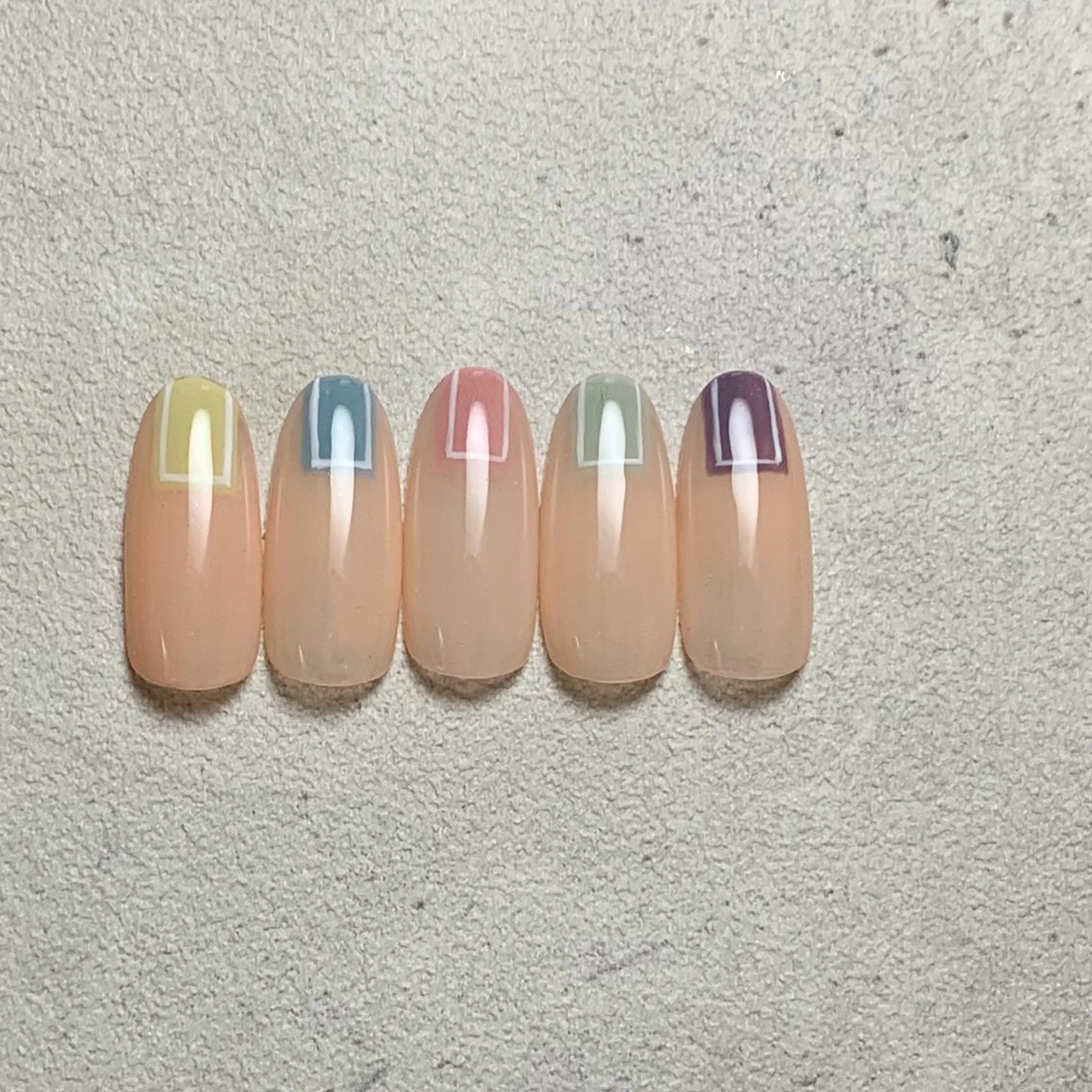 ネイル atelier　FIORITURA所属・FIORITURA aiのネイルデザイン