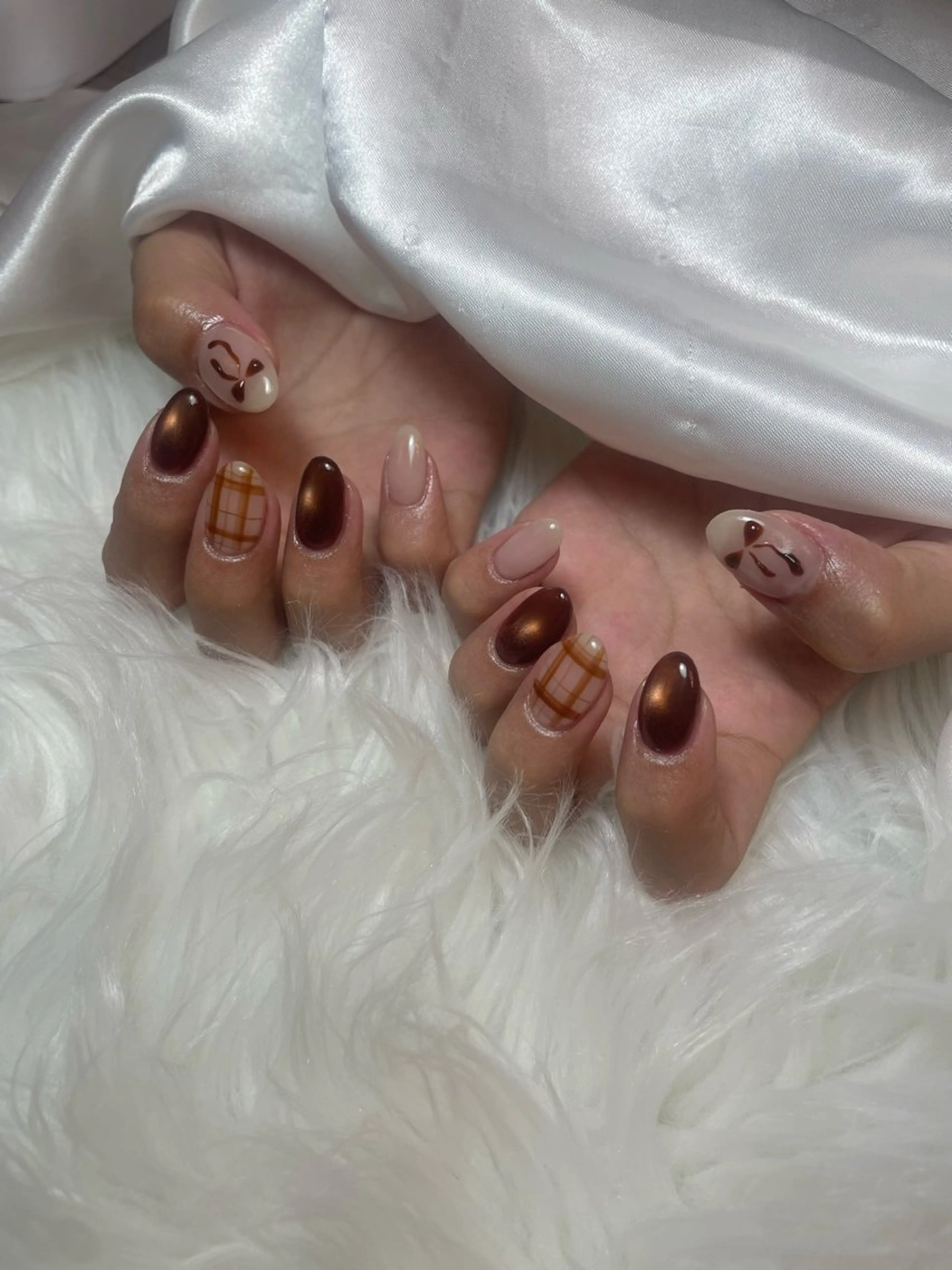 ネイル ブルー フレンチネイル キラキラネイル 韓国ネイル マグネットネイル ハンドネイル timtam --sakiのネイルデザイン