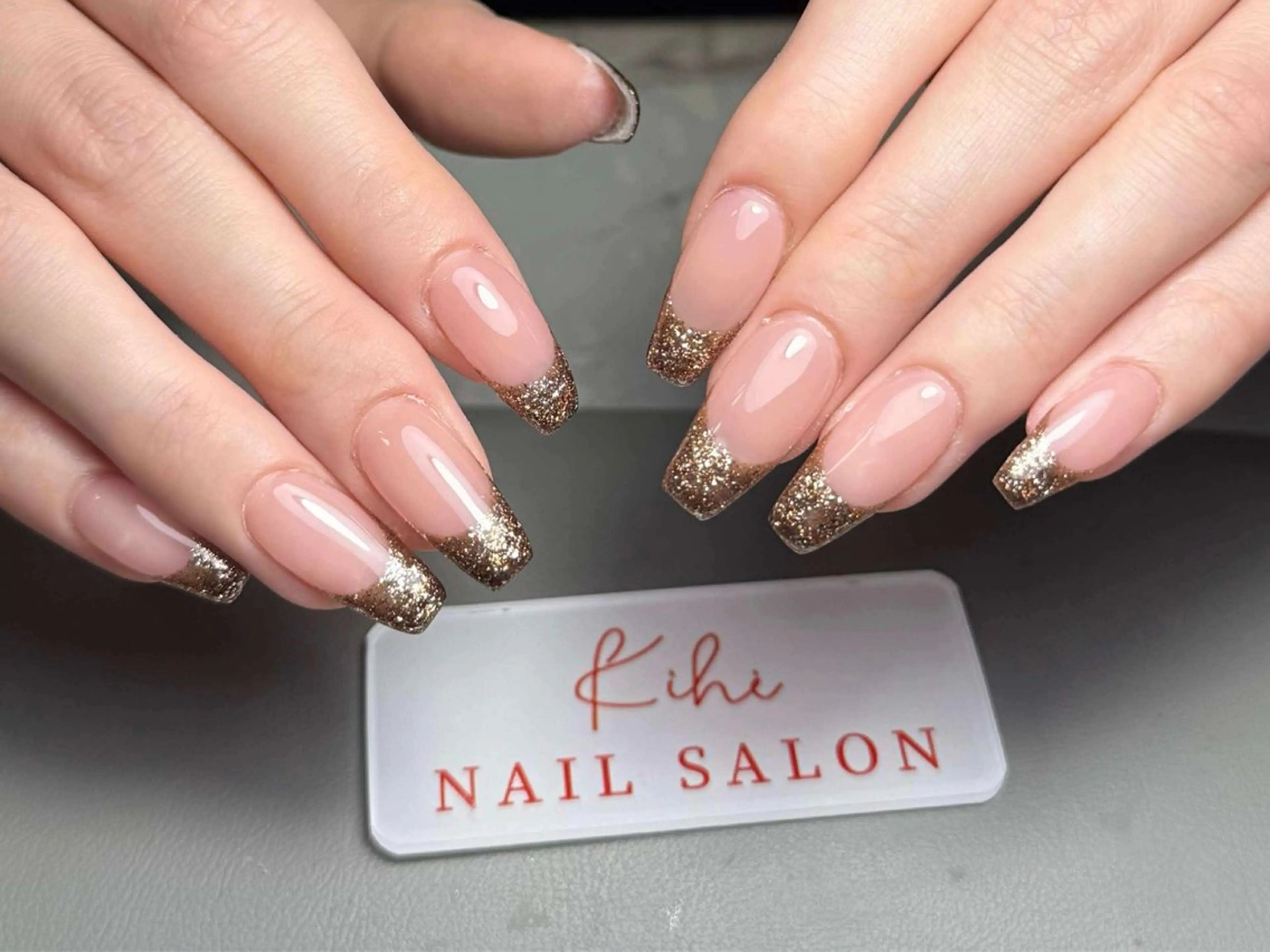 ネイル アートネイル フレンチネイル ジェルネイル グラデーション 韓国ネイル ハンドネイル 💕鈴木ユリ パラジェル/オフ無料のネイルデザイン