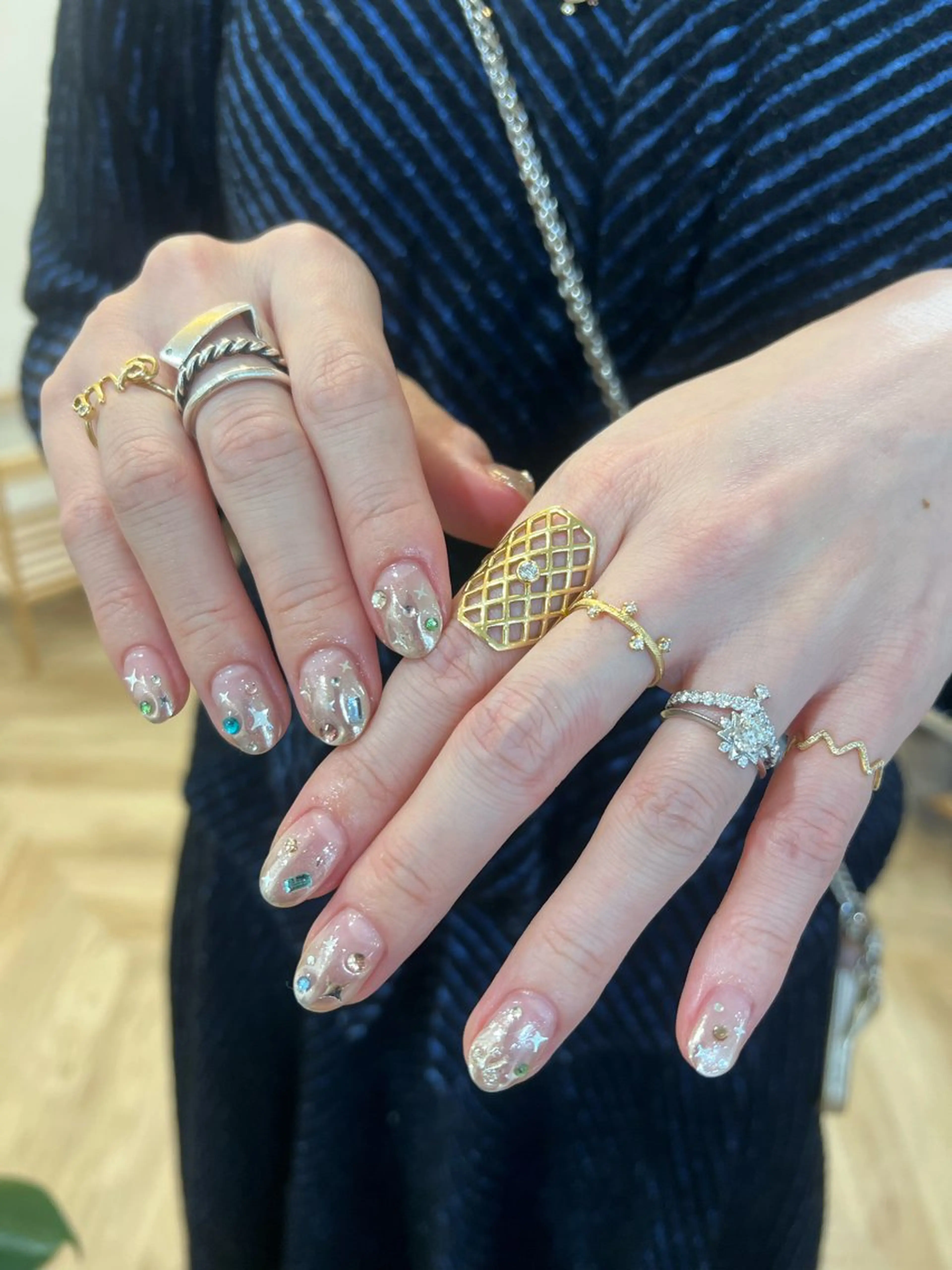 ネイル ハンドネイル フットネイル ハンドケア Nes.Nail所属・Miyagi Asamiのネイルデザイン