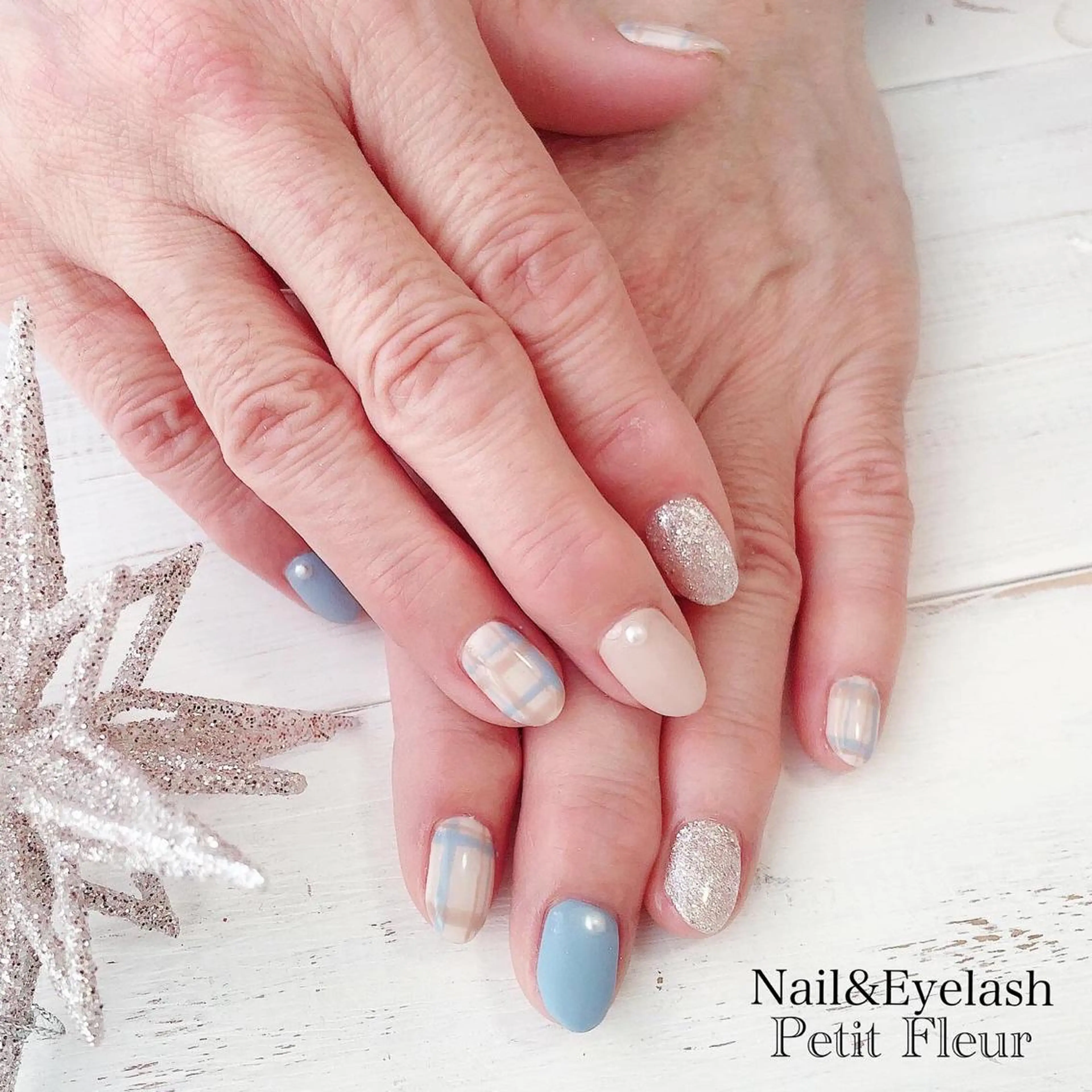 ネイル Petit Fleur所属・青柳 亜梨奈のマツエク・マツパデザイン