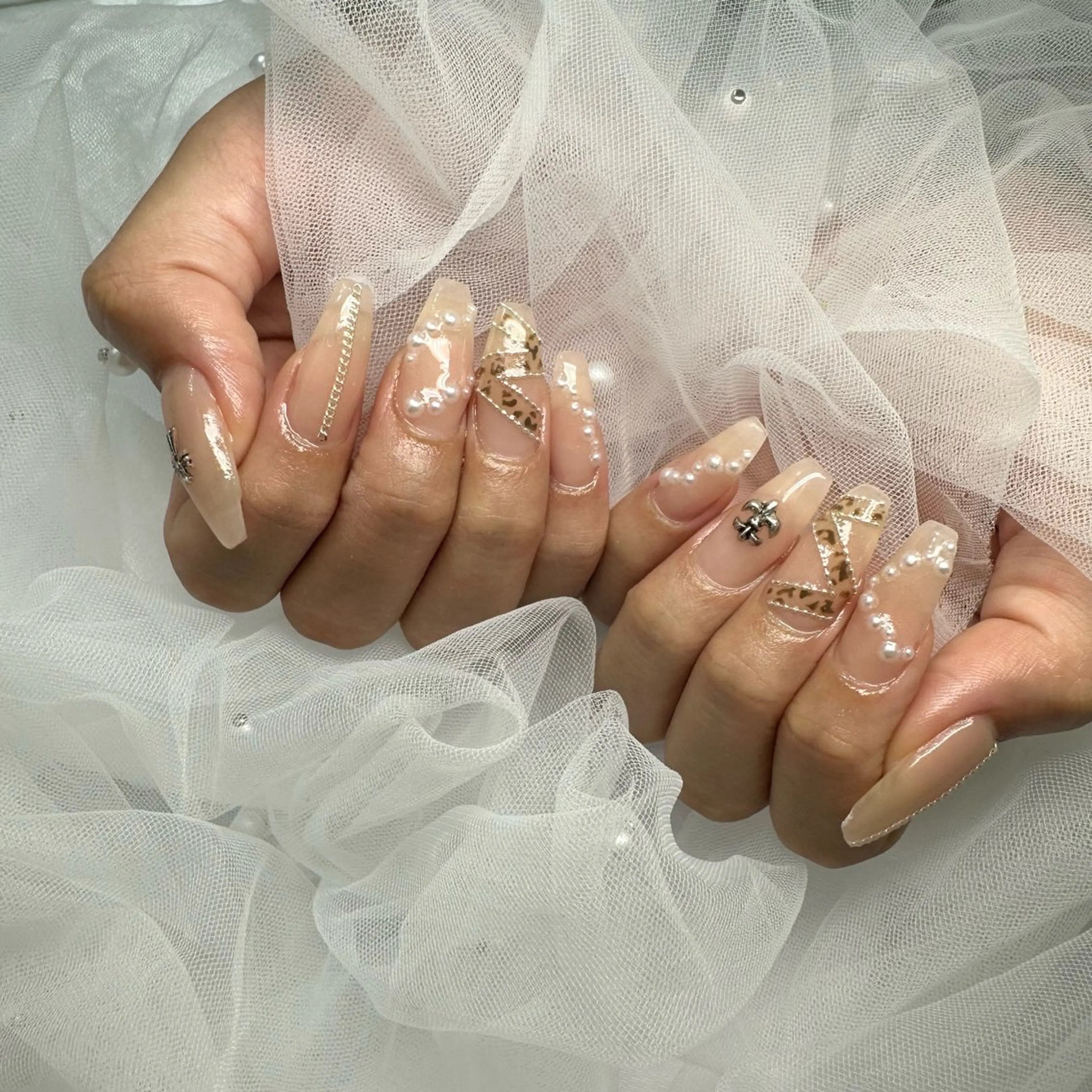 ネイル Rosa x rosa所属・Rosaxrosa AKANEのネイルデザイン