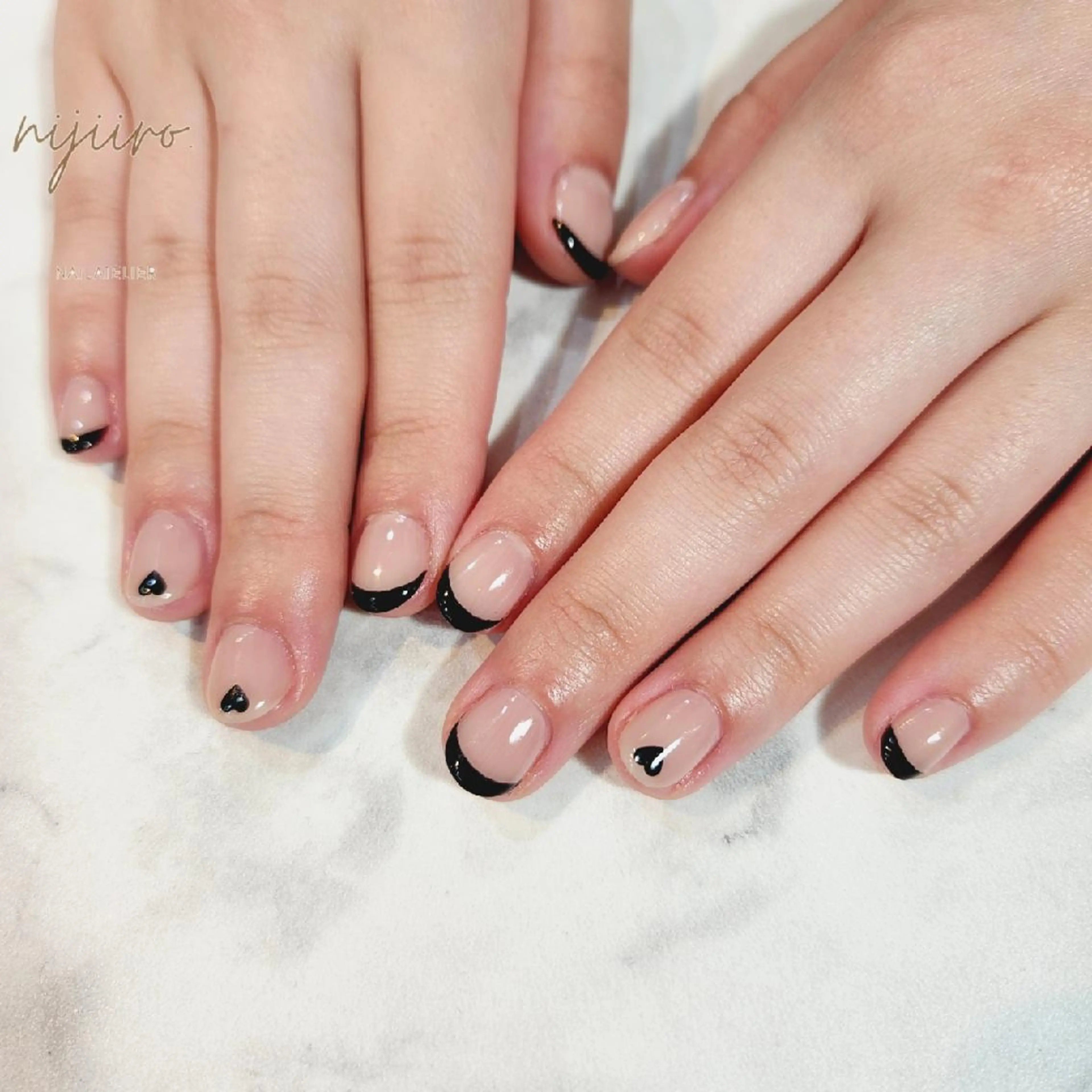 ネイル ハンドネイル nailatelier nijiiro.所属・nijiiro🌈 サトウのネイルデザイン