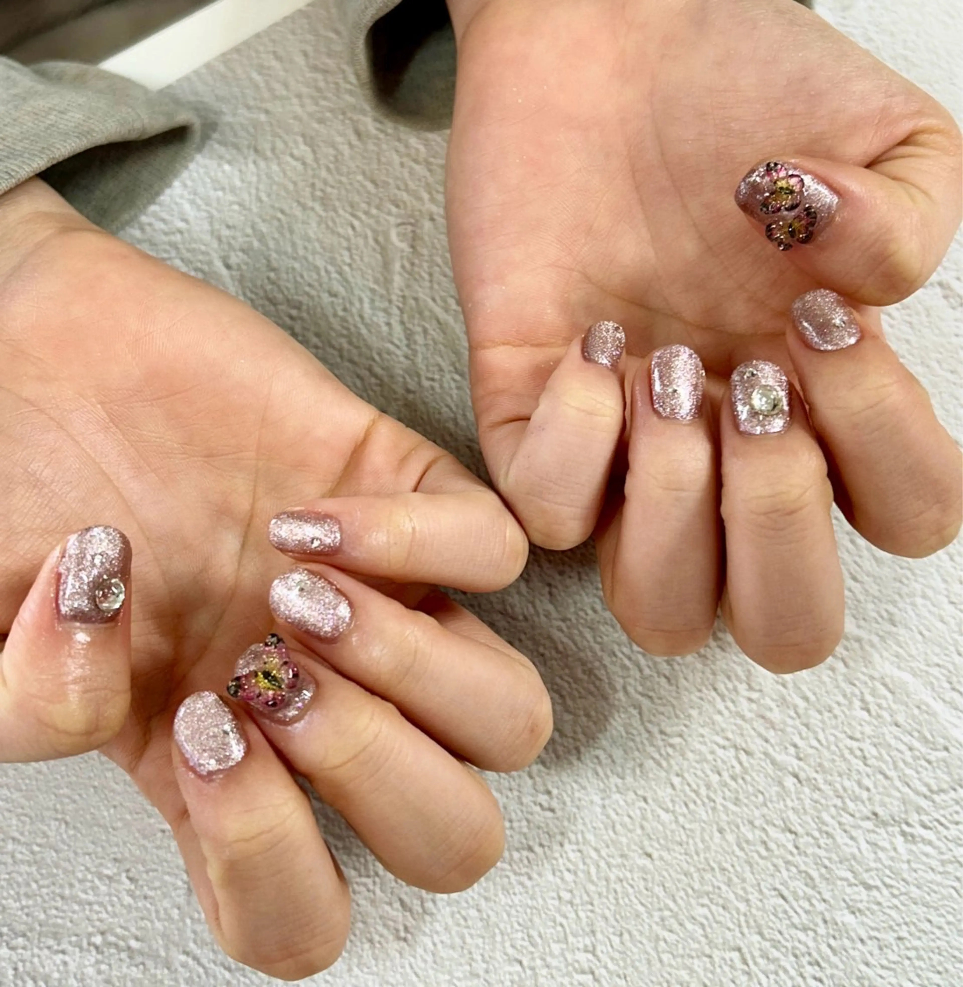 ネイル BURGUNDY mikaのネイルデザイン