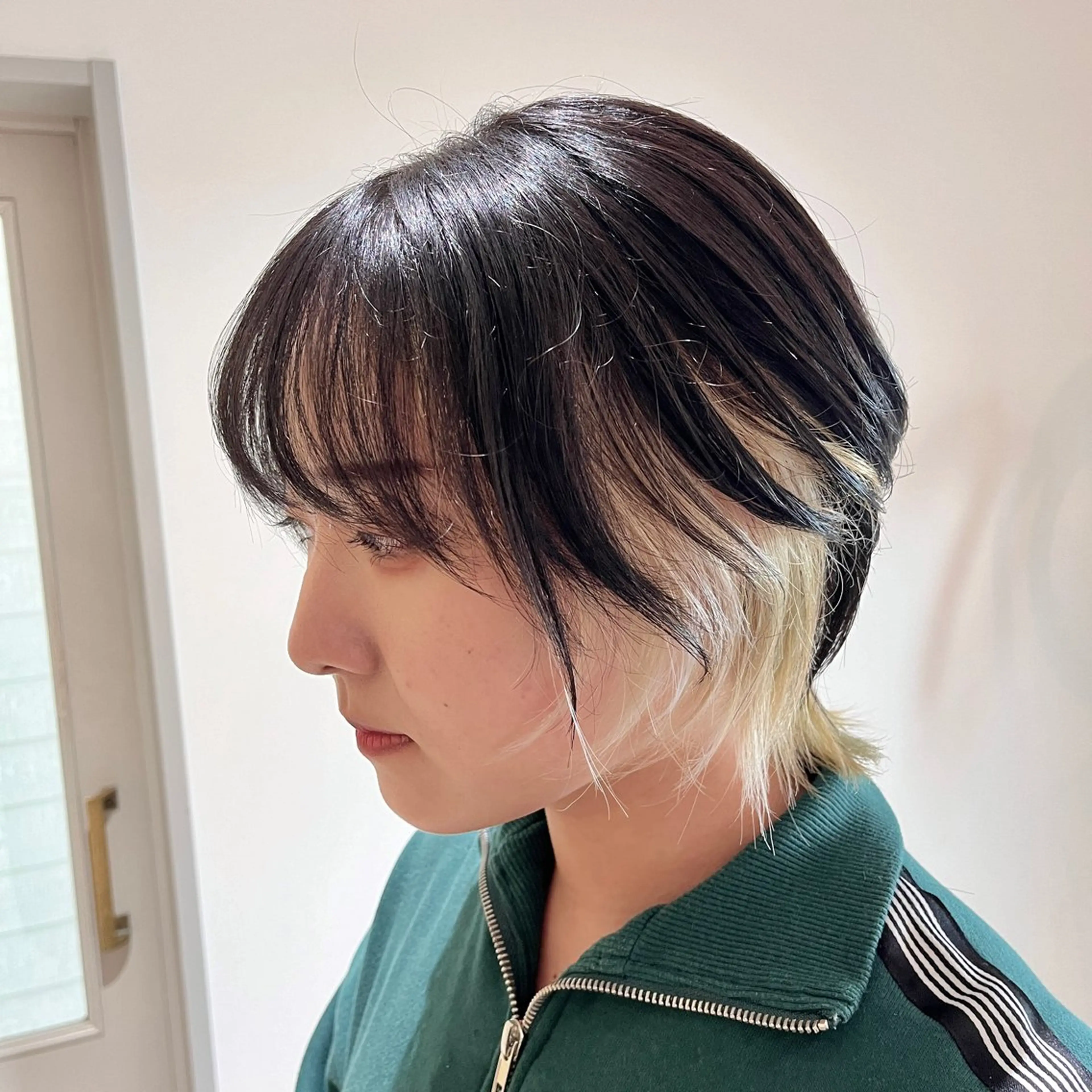 ショート カラー ブリーチ ヘアカラー トリートメント RUBEUS【ルベウス】所属・✨艶々カラー🎨 杉本賢人のヘアスタイル