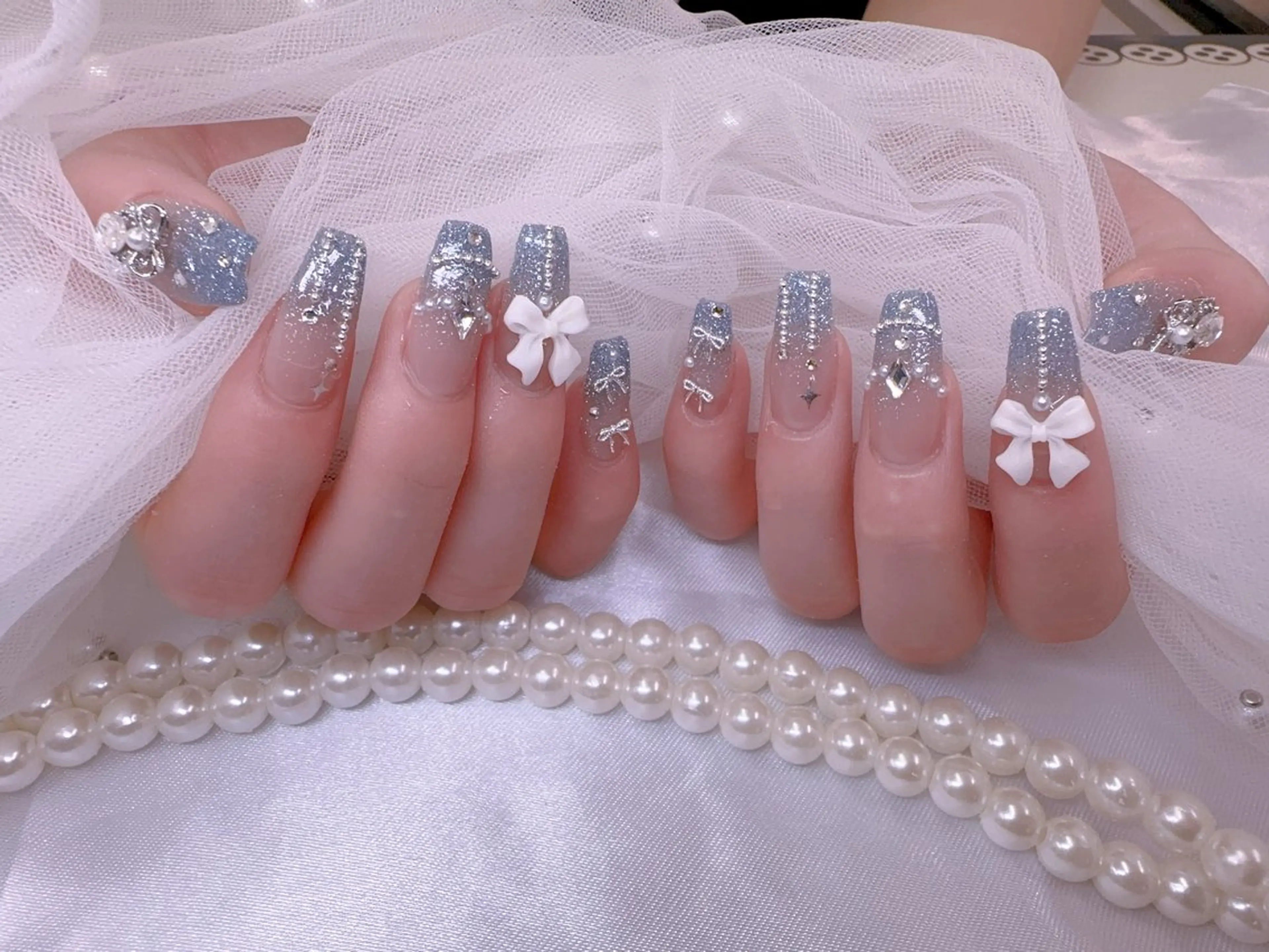 ネイル UMI ネイルサロン新宿🎀のネイルデザイン