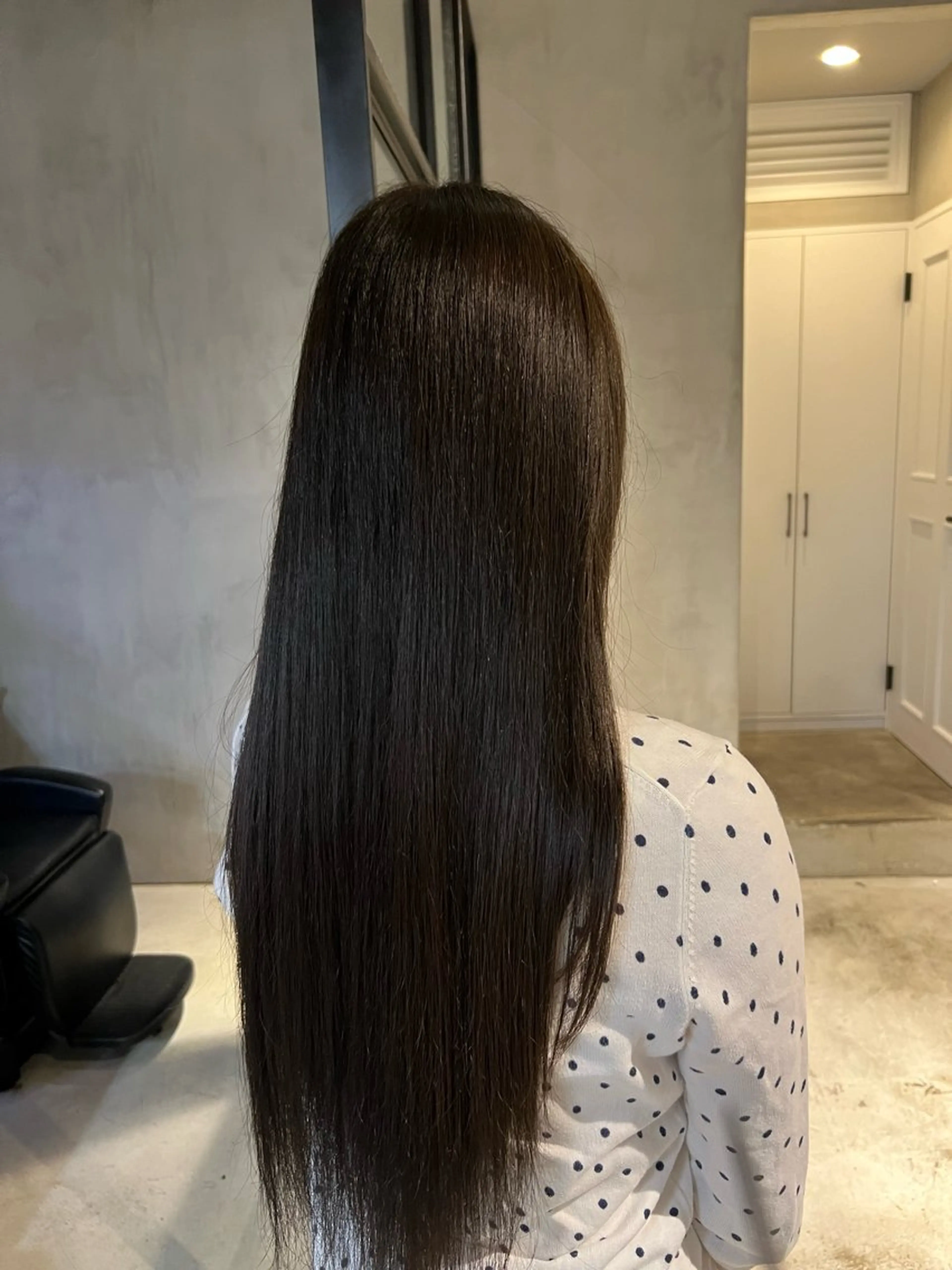 ロング カラー ブラウンカラー elima調布所属・澤崎 ゆらのヘアスタイル