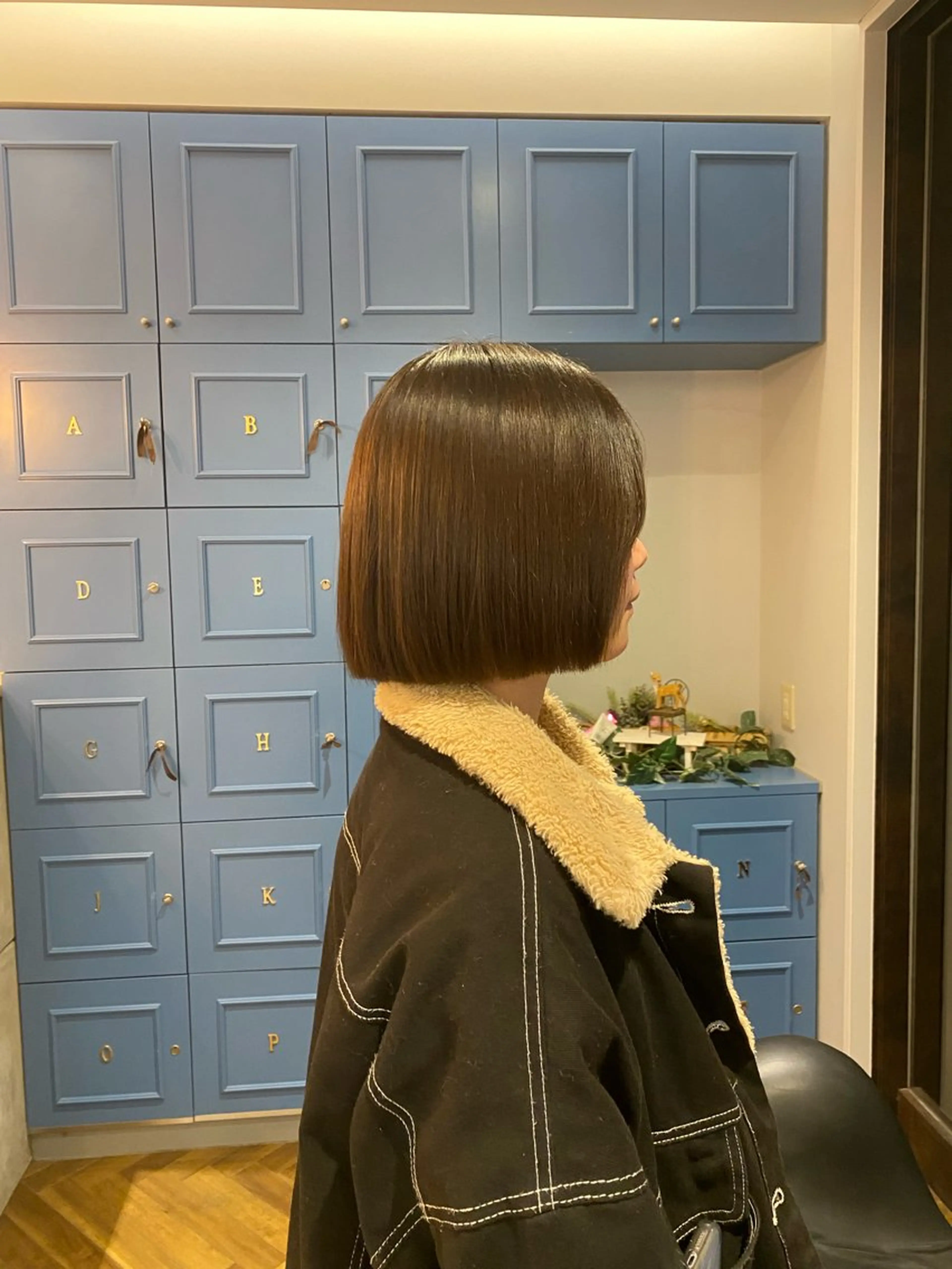 セミロング 切りっぱなしボブ ボブ ファーレンピュアスイート店所属・YONEKURA RUI🫧のヘアスタイル