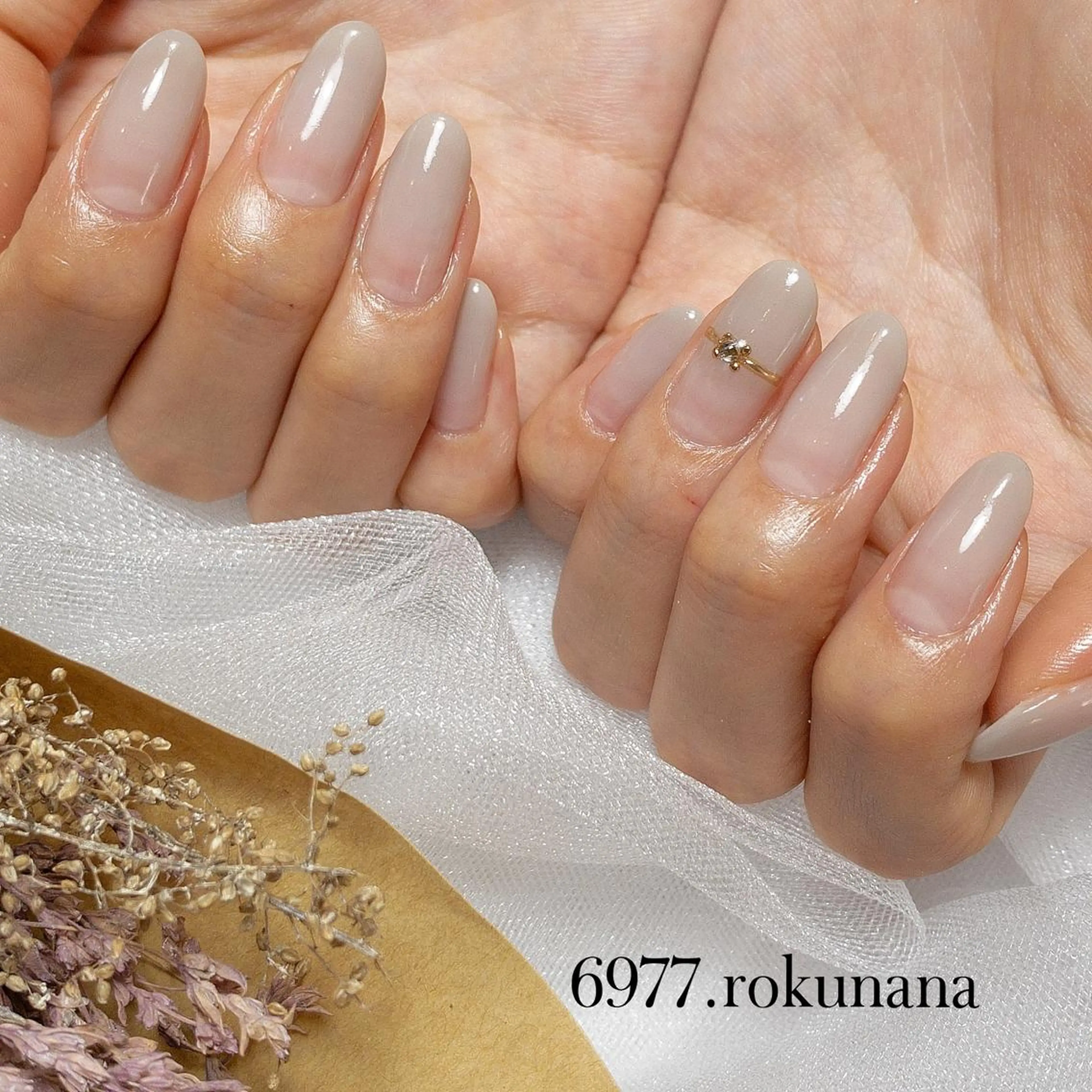 ネイル rokunana 佐野のネイルデザイン