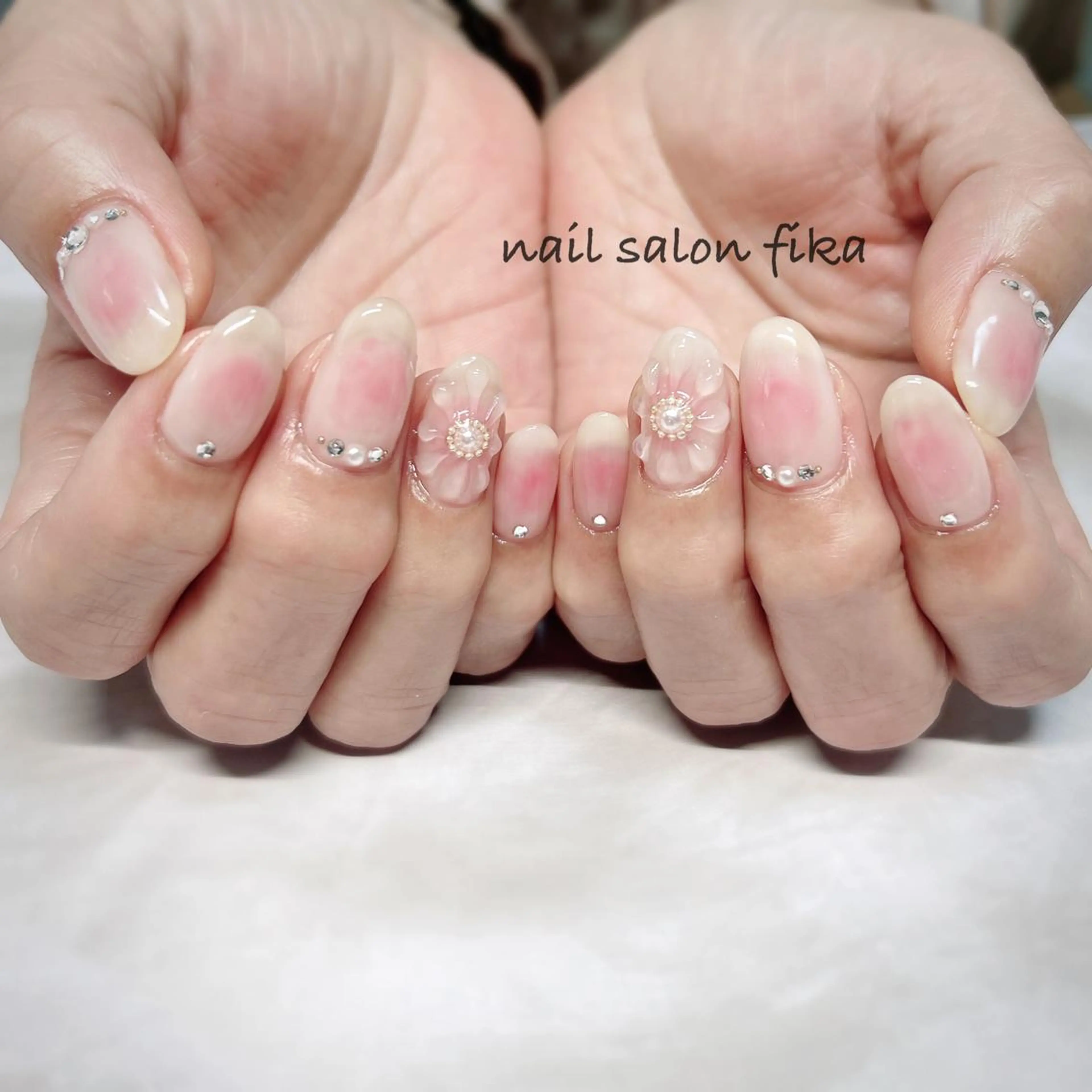 ネイル チークネイル nail salon fikaのネイルデザイン