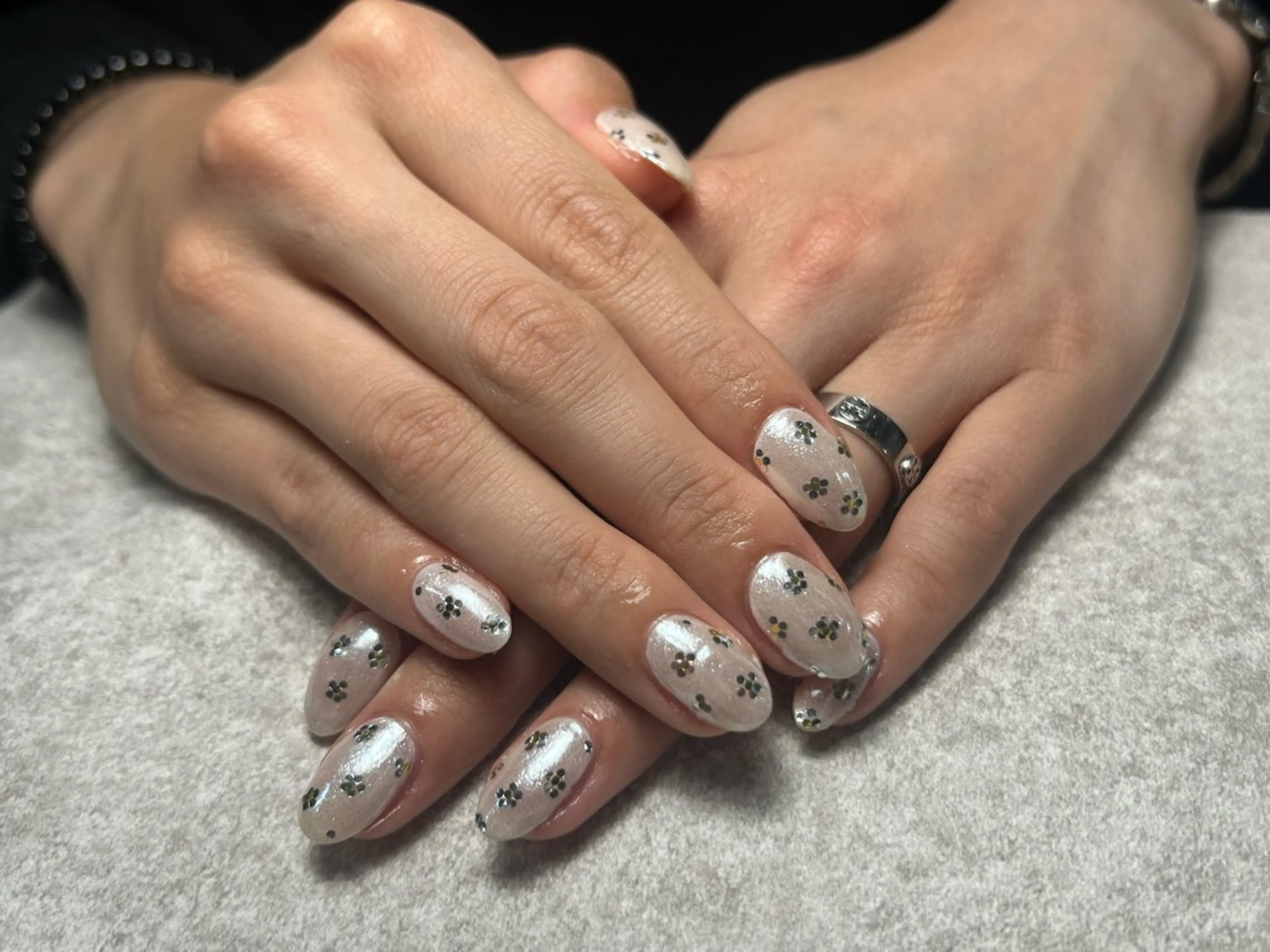 ネイル Tim nail&eye(旧:美肌育成専門店&Nail Salon Premiere）所属・Fujita Amiのネイルデザイン