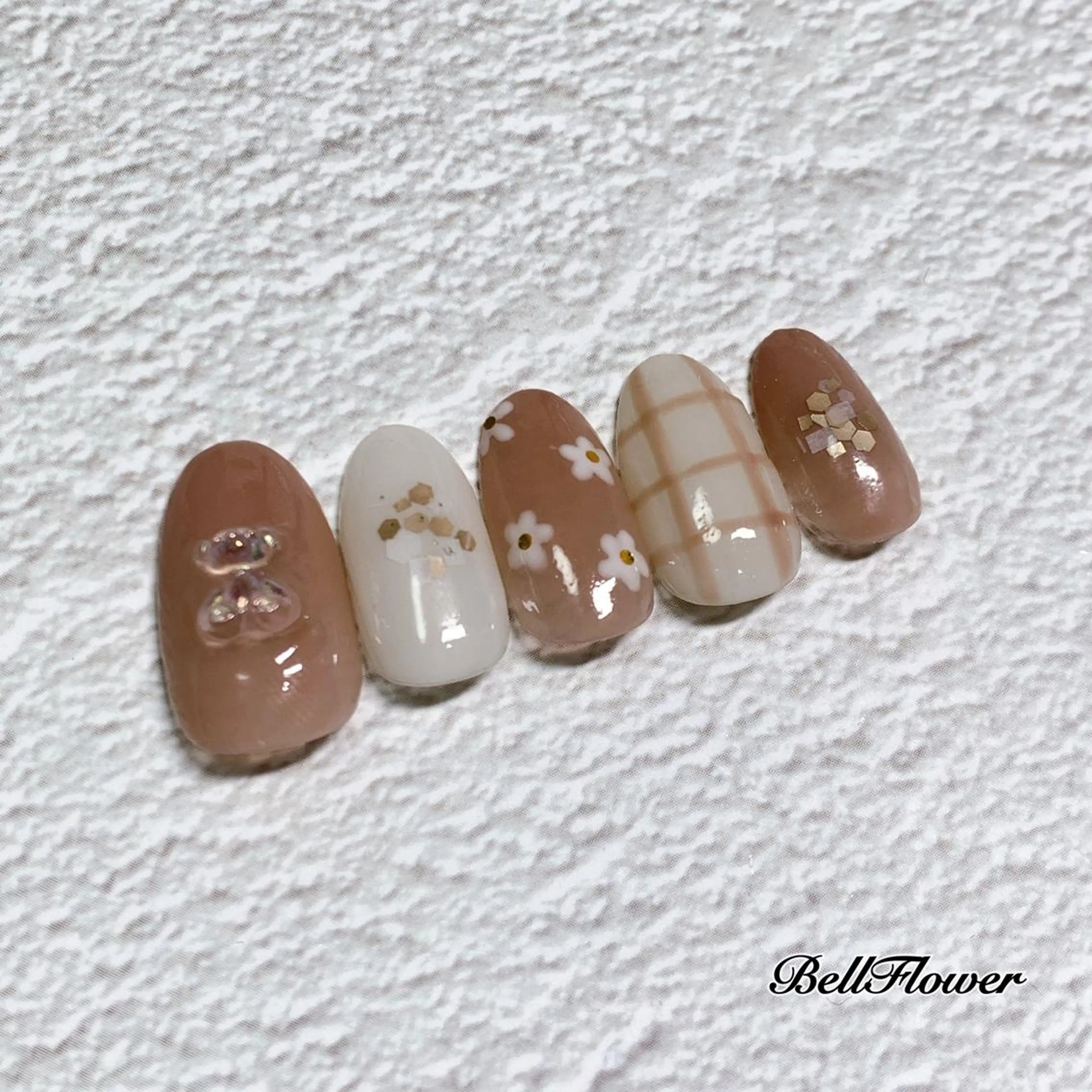 ネイル ハンドネイル Bell Flowerのネイルデザイン