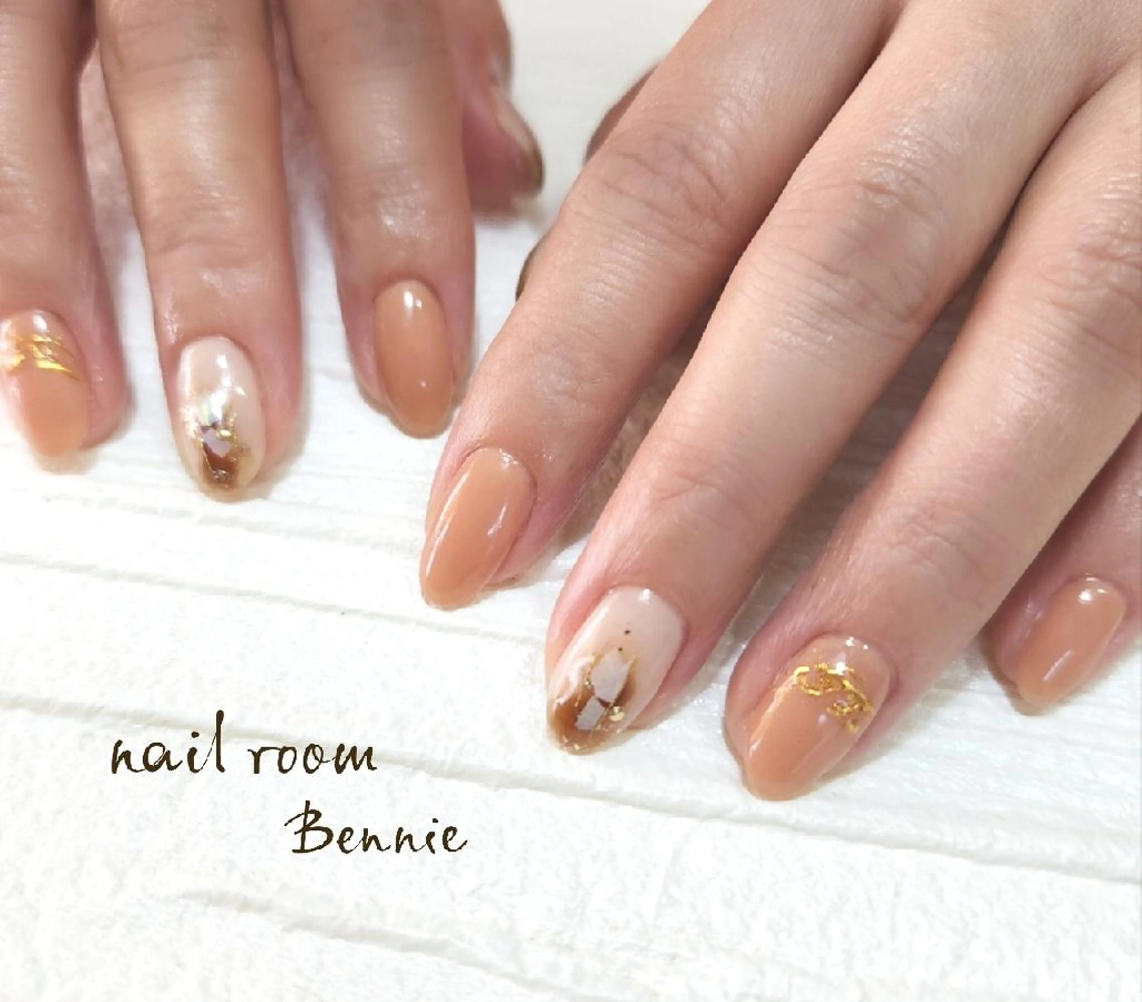 ミディアム   BENNIEのネイルデザイン