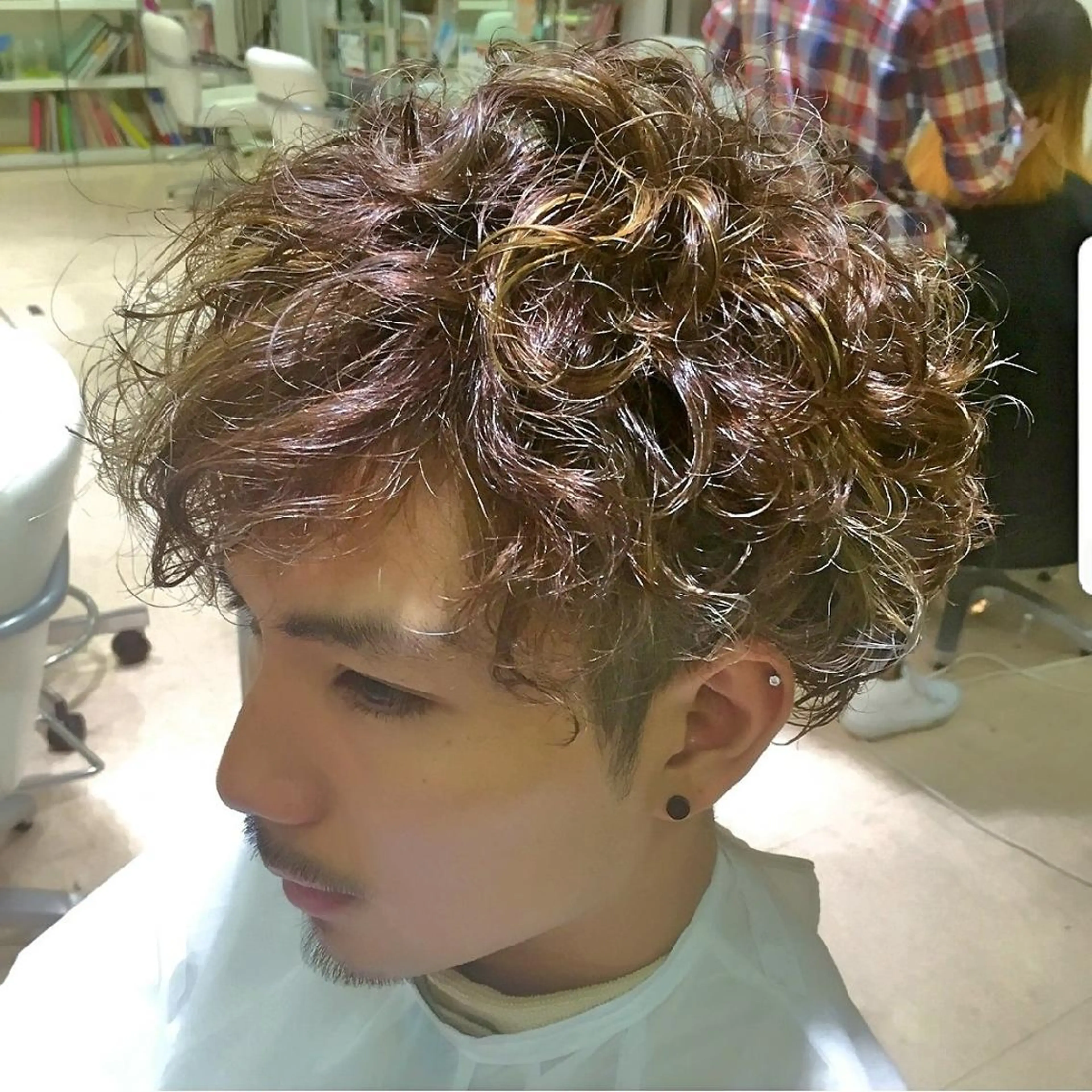 【メンズ限定】カット+パーマorカラー+眉カットの写真