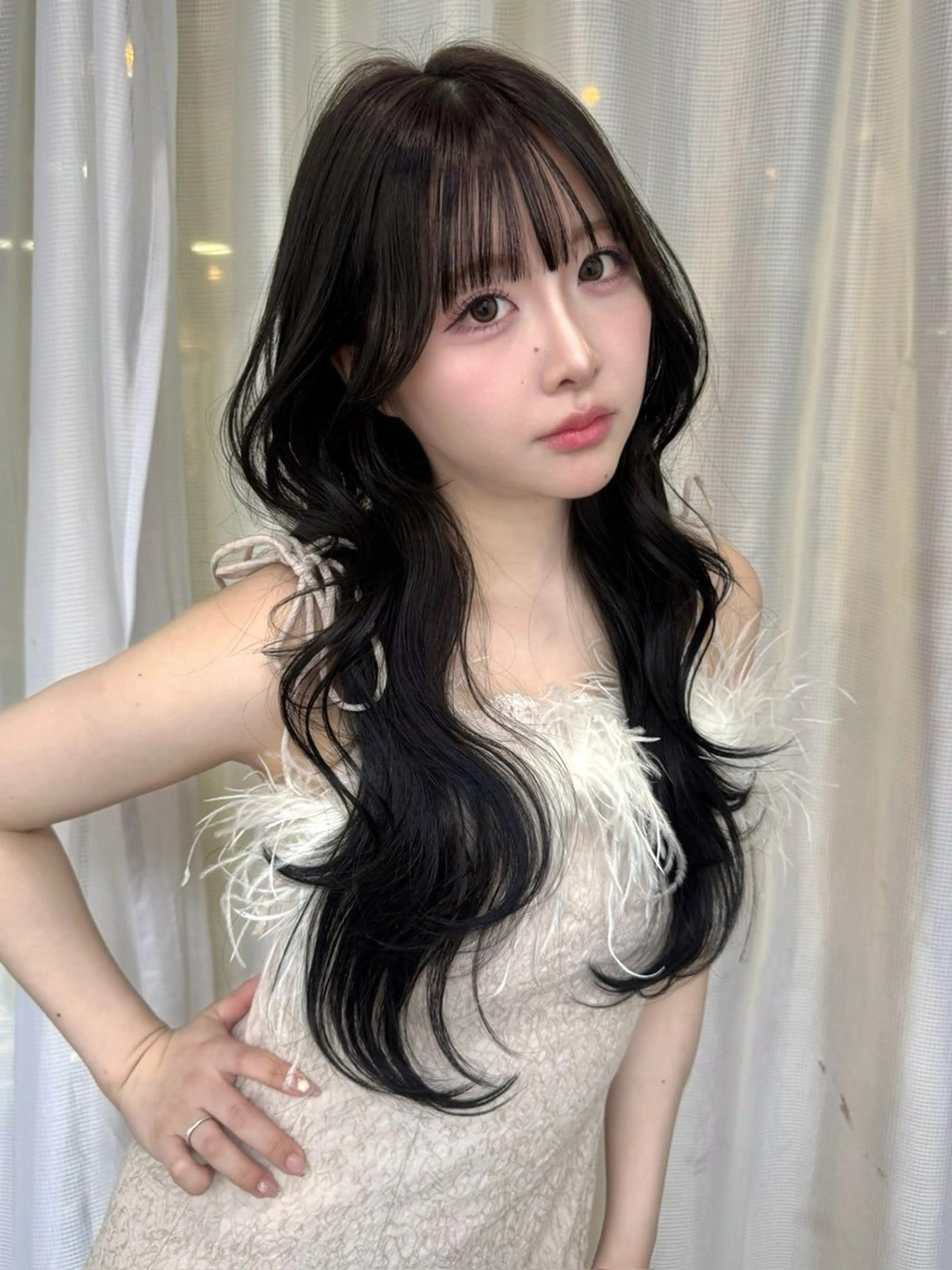 ロング カラー ダークグレー ダークグレージュ グレージュ レイヤーカット カット ヘアカラー 🎀taro ブリーチなしカラーのヘアスタイル